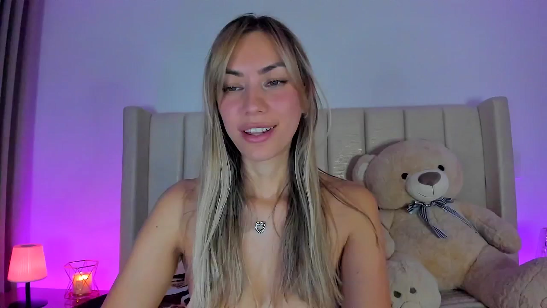 Gallery image thumbnail from SweetMar23's myfreecams stream on, 12/05/2025, 05:15 image 19 of 20