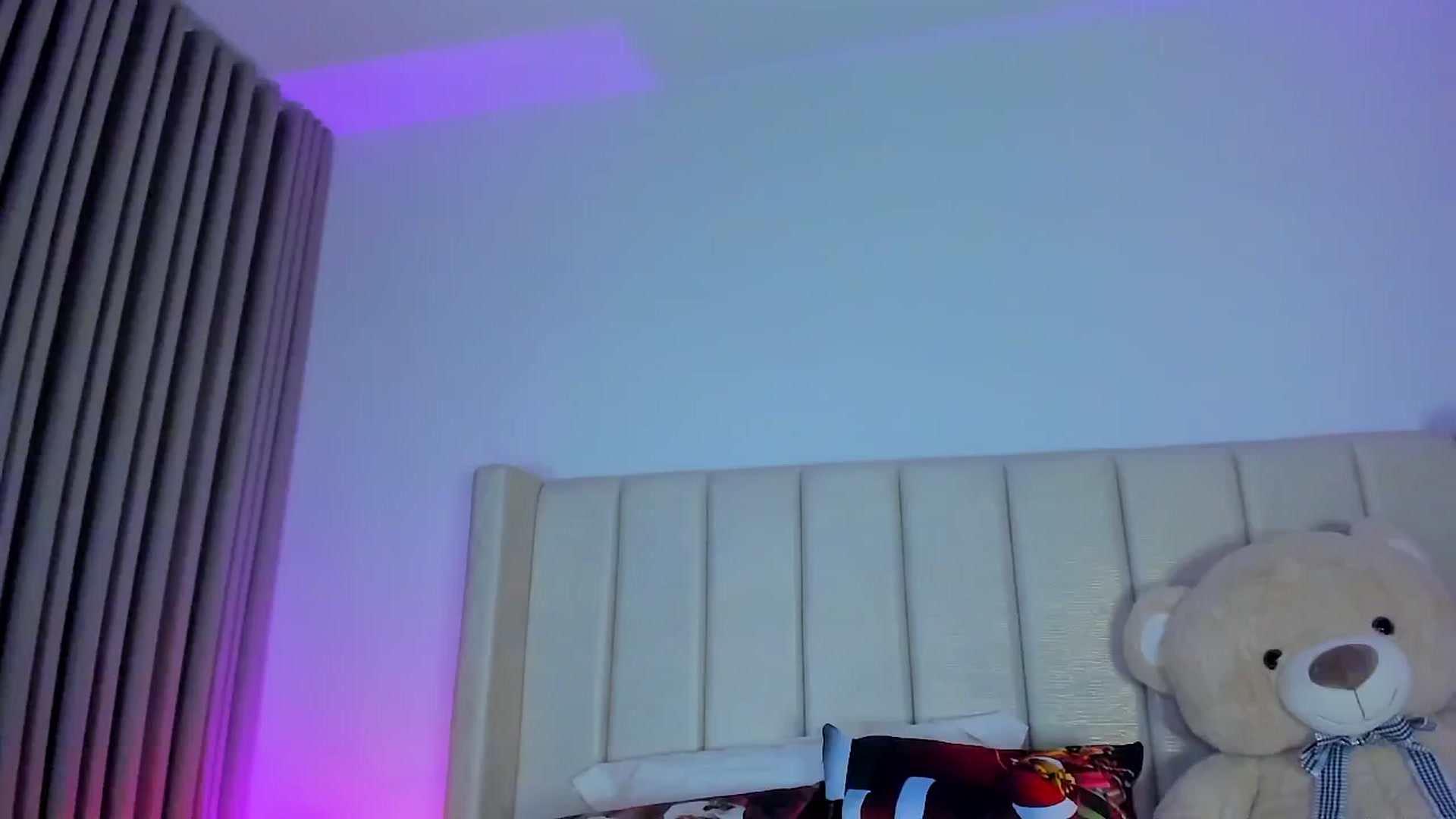 Gallery image thumbnail from SweetMar23's myfreecams stream on, 12/12/2025, 04:46 image 20 of 20