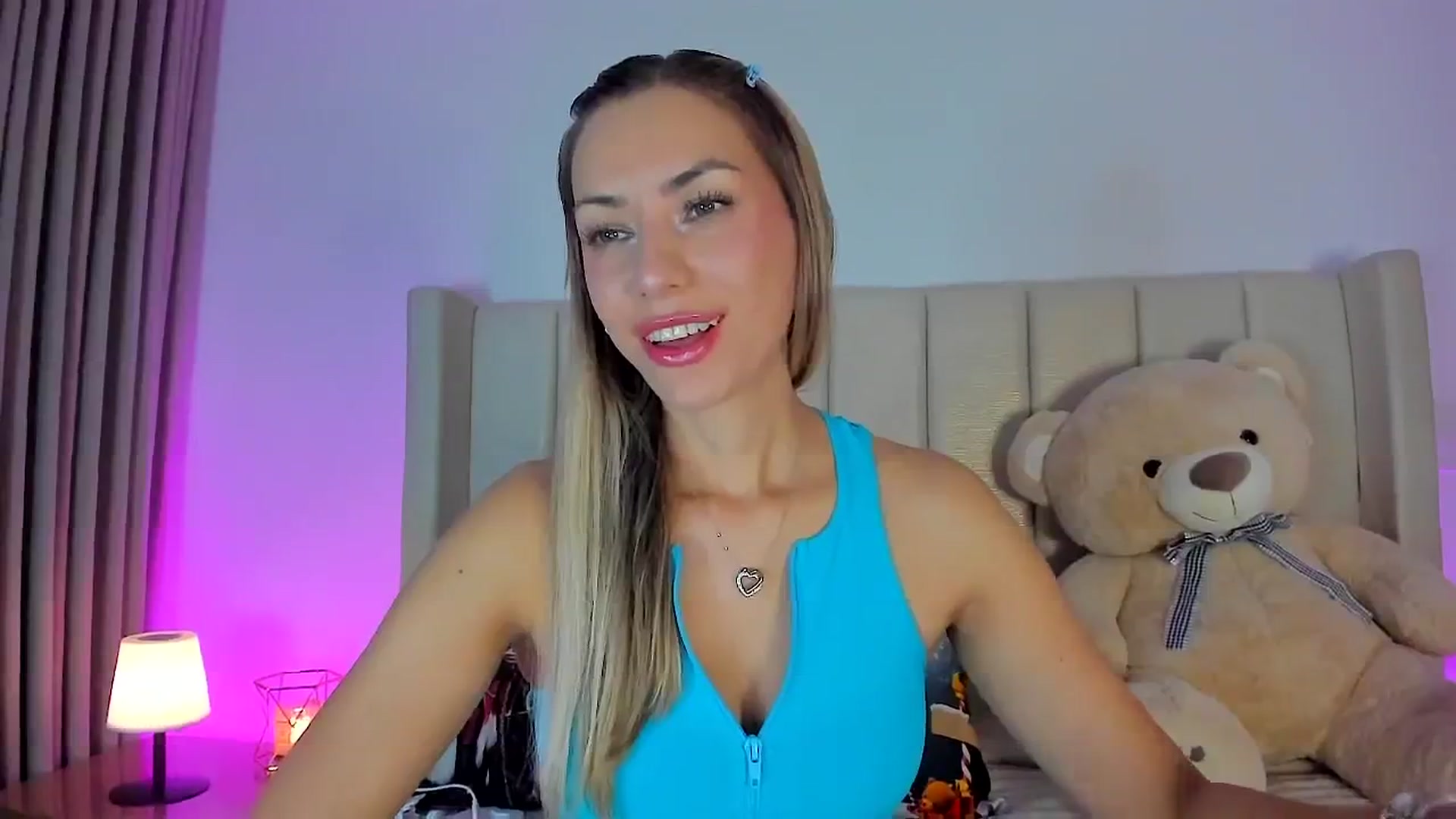 Gallery image thumbnail from SweetMar23's myfreecams stream on, 12/24/2025, 02:57 image 9 of 20