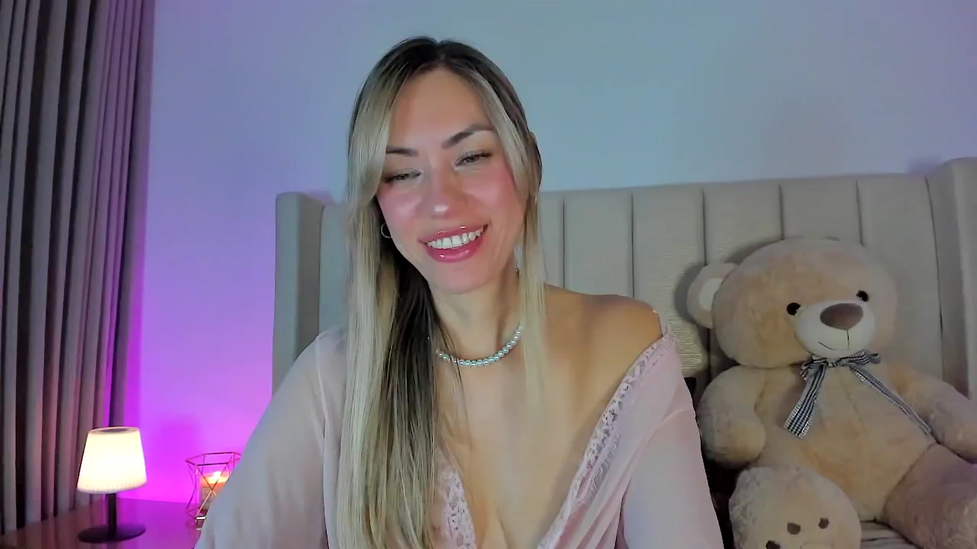 Gallery image thumbnail from SweetMar23's myfreecams stream on, 12/29/2025, 05:46 image 1 of 20
