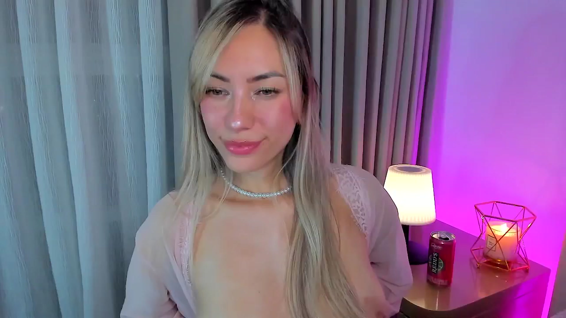 Gallery image thumbnail from SweetMar23's myfreecams stream on, 12/29/2025, 05:46 image 10 of 20