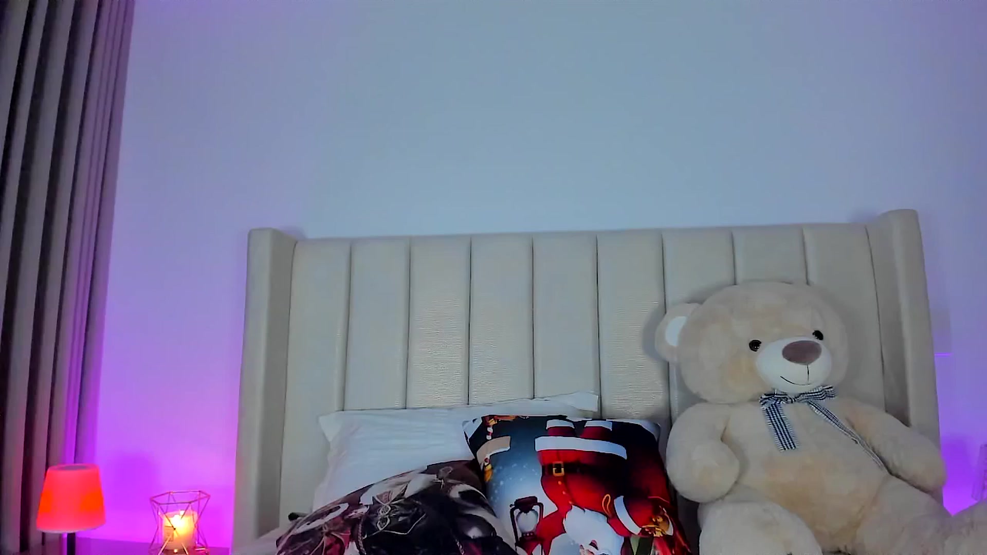Gallery image thumbnail from SweetMar23's myfreecams stream on, 12/31/2025, 23:10 image 10 of 20