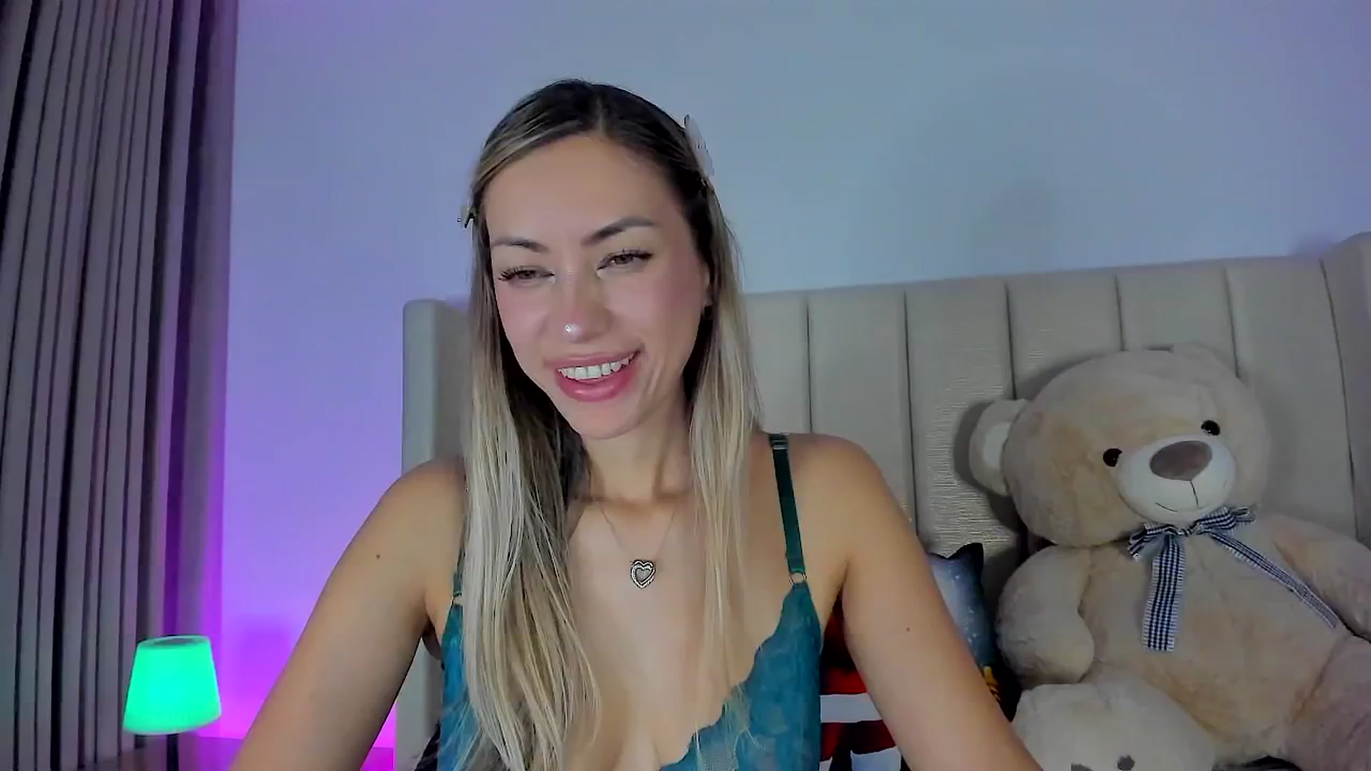 Gallery image thumbnail from SweetMar23's myfreecams stream on, 01/03/2026, 05:05 image 9 of 20