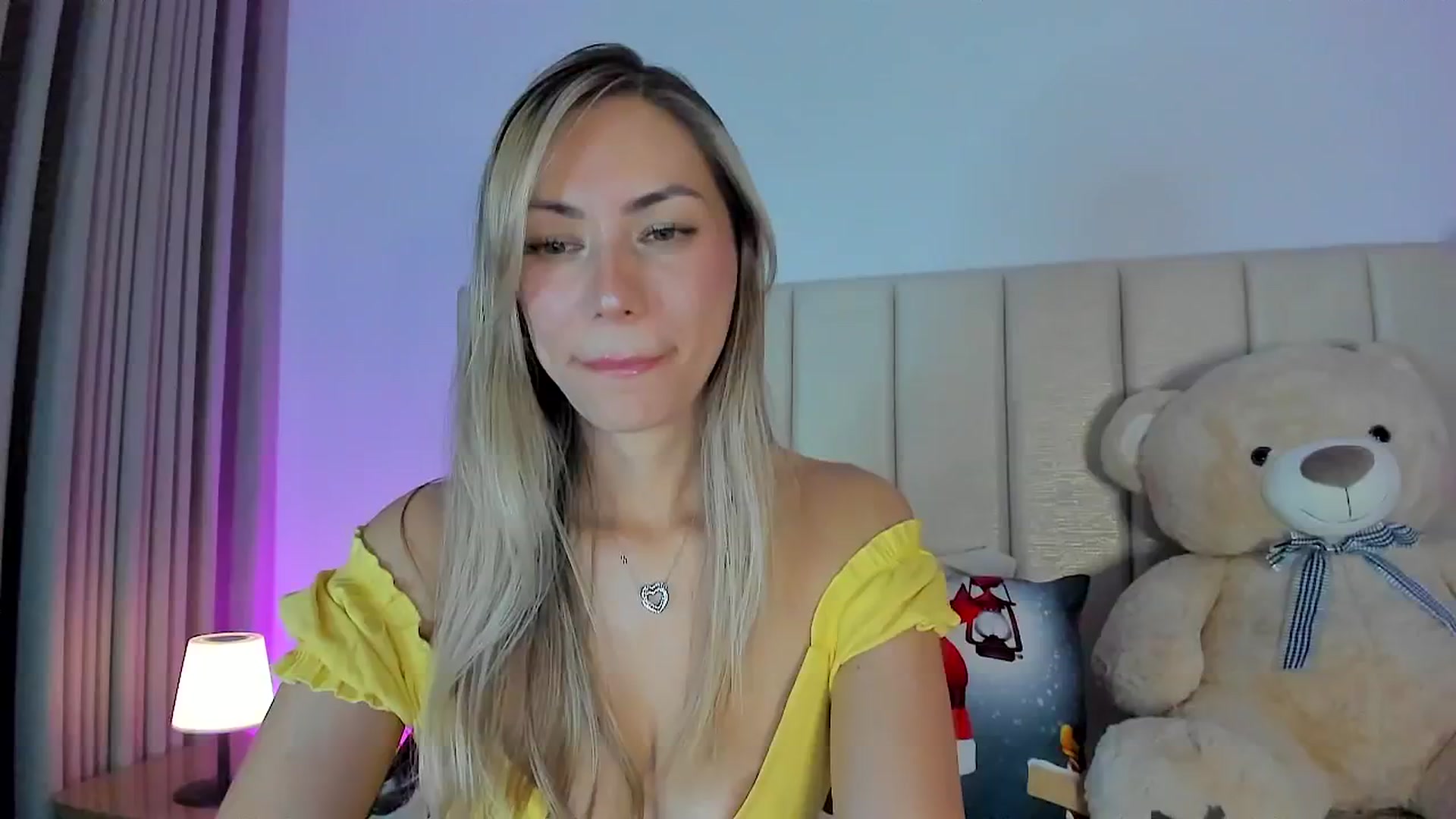 Gallery image thumbnail from SweetMar23's myfreecams stream on, 01/09/2026, 03:33 image 6 of 20