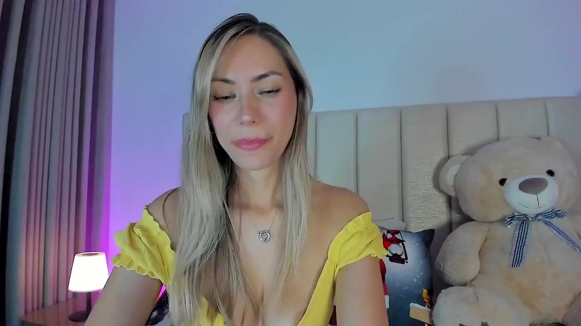 Gallery image thumbnail from SweetMar23's myfreecams stream on, 01/09/2026, 03:33 image 5 of 20