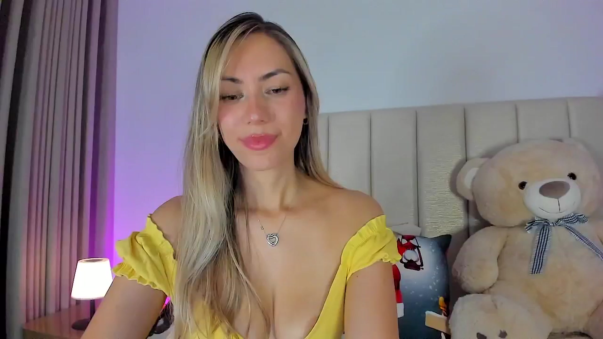 Gallery image thumbnail from SweetMar23's myfreecams stream on, 01/09/2026, 03:33 image 17 of 20