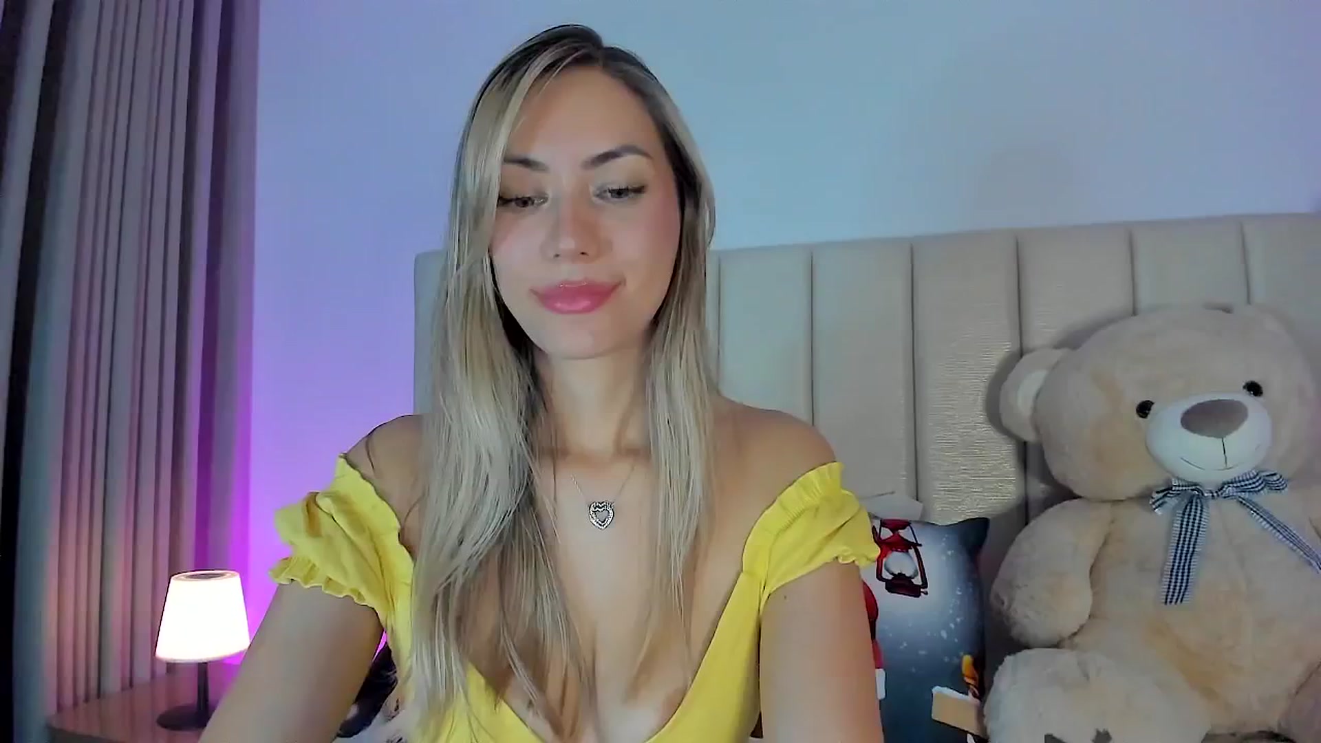 Gallery image thumbnail from SweetMar23's myfreecams stream on, 01/09/2026, 03:33 image 7 of 20