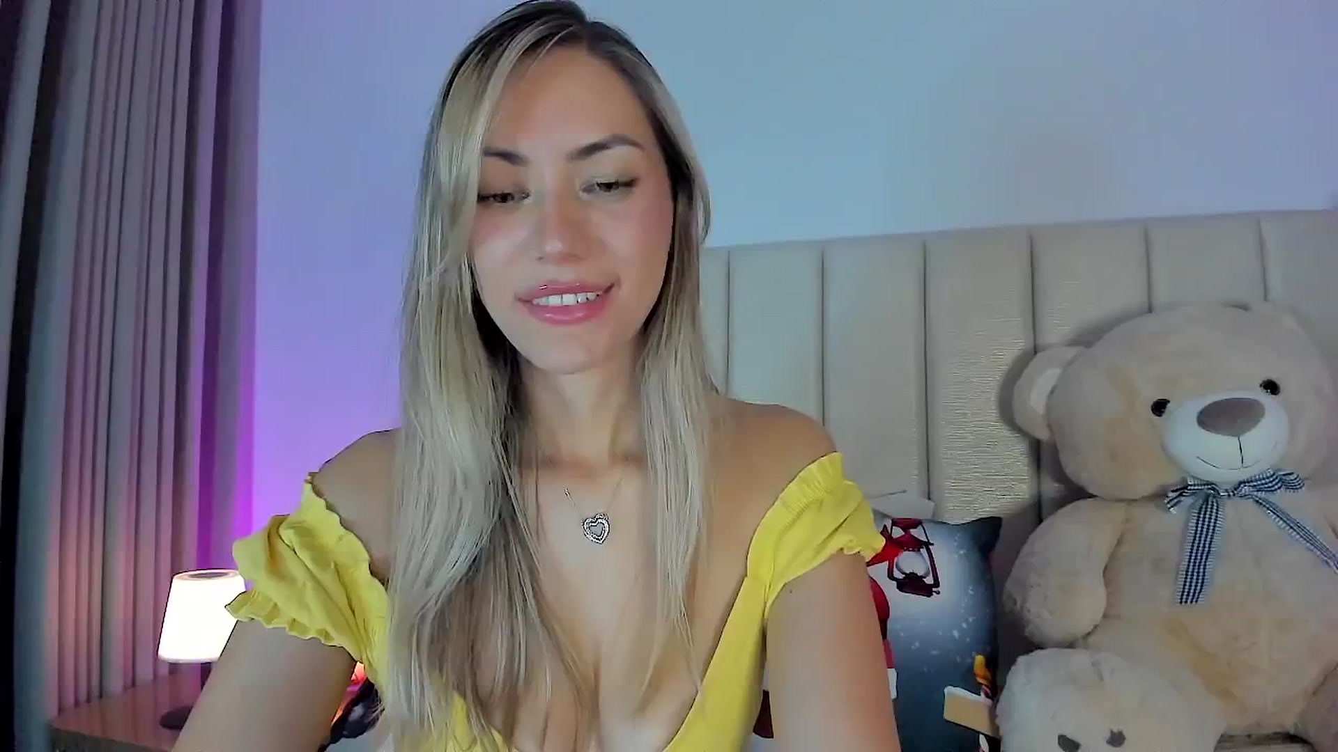 Gallery image thumbnail from SweetMar23's myfreecams stream on, 01/09/2026, 03:33 image 12 of 20