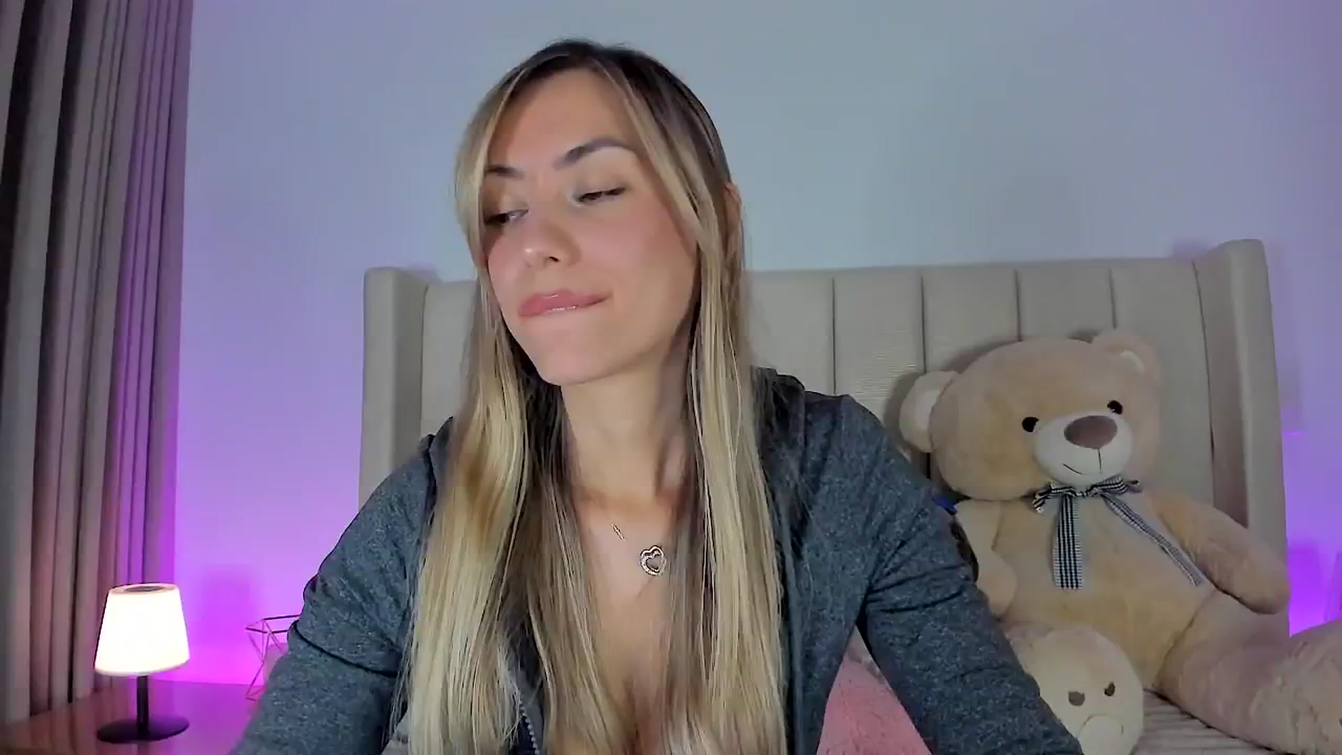 Gallery image thumbnail from SweetMar23's myfreecams stream on, 01/14/2026, 04:59 image 11 of 20