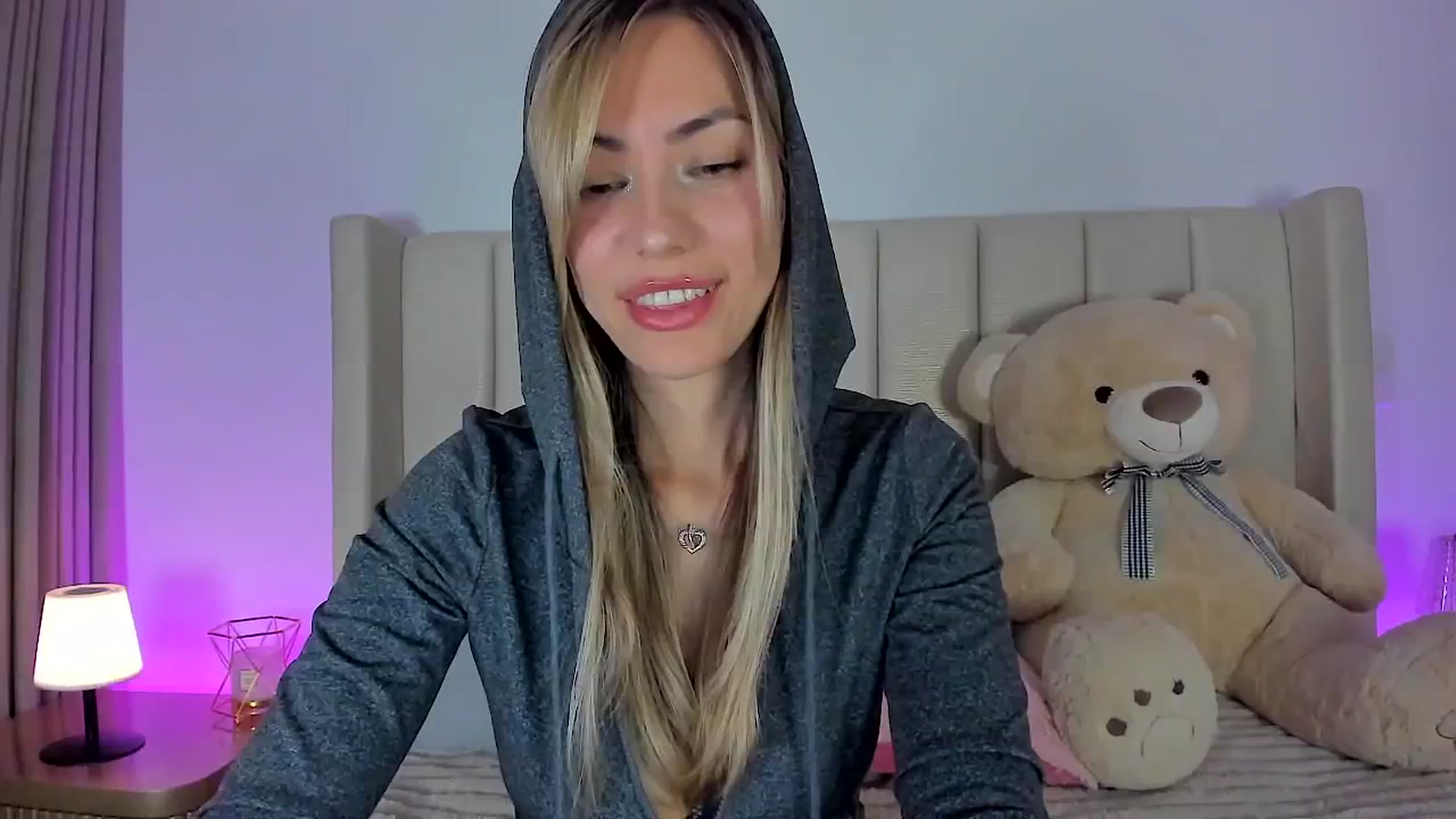 Gallery image thumbnail from SweetMar23's myfreecams stream on, 01/14/2026, 04:59 image 7 of 20