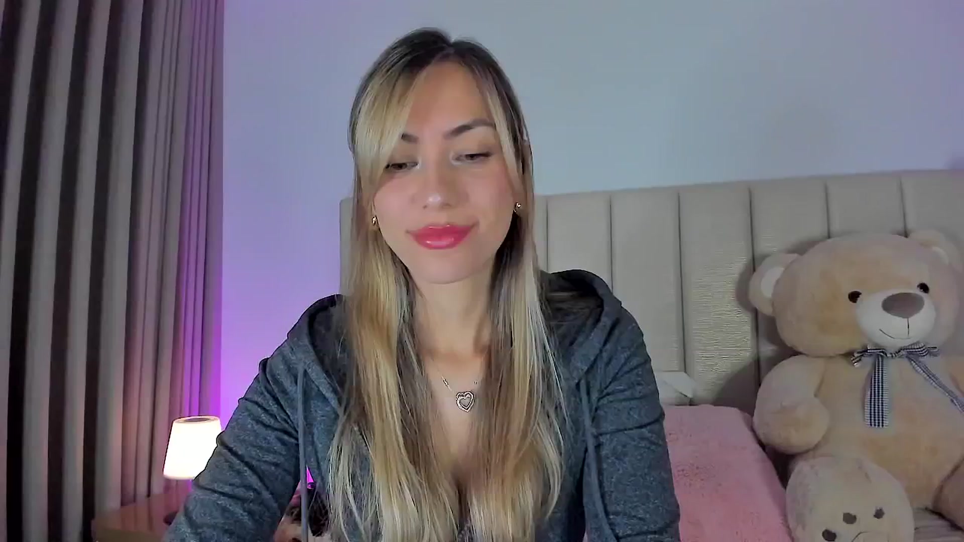 Gallery image thumbnail from SweetMar23's myfreecams stream on, 01/14/2026, 04:59 image 3 of 20