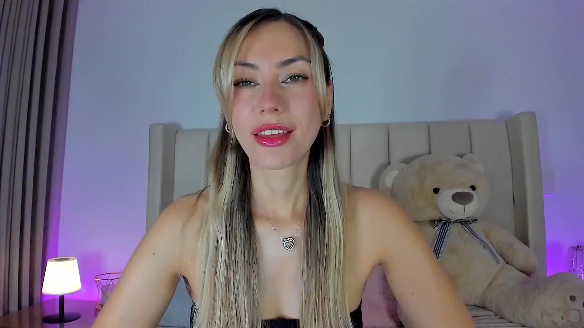 Gallery image thumbnail from SweetMar23's myfreecams stream on, 01/27/2026, 05:24 image 1 of 20