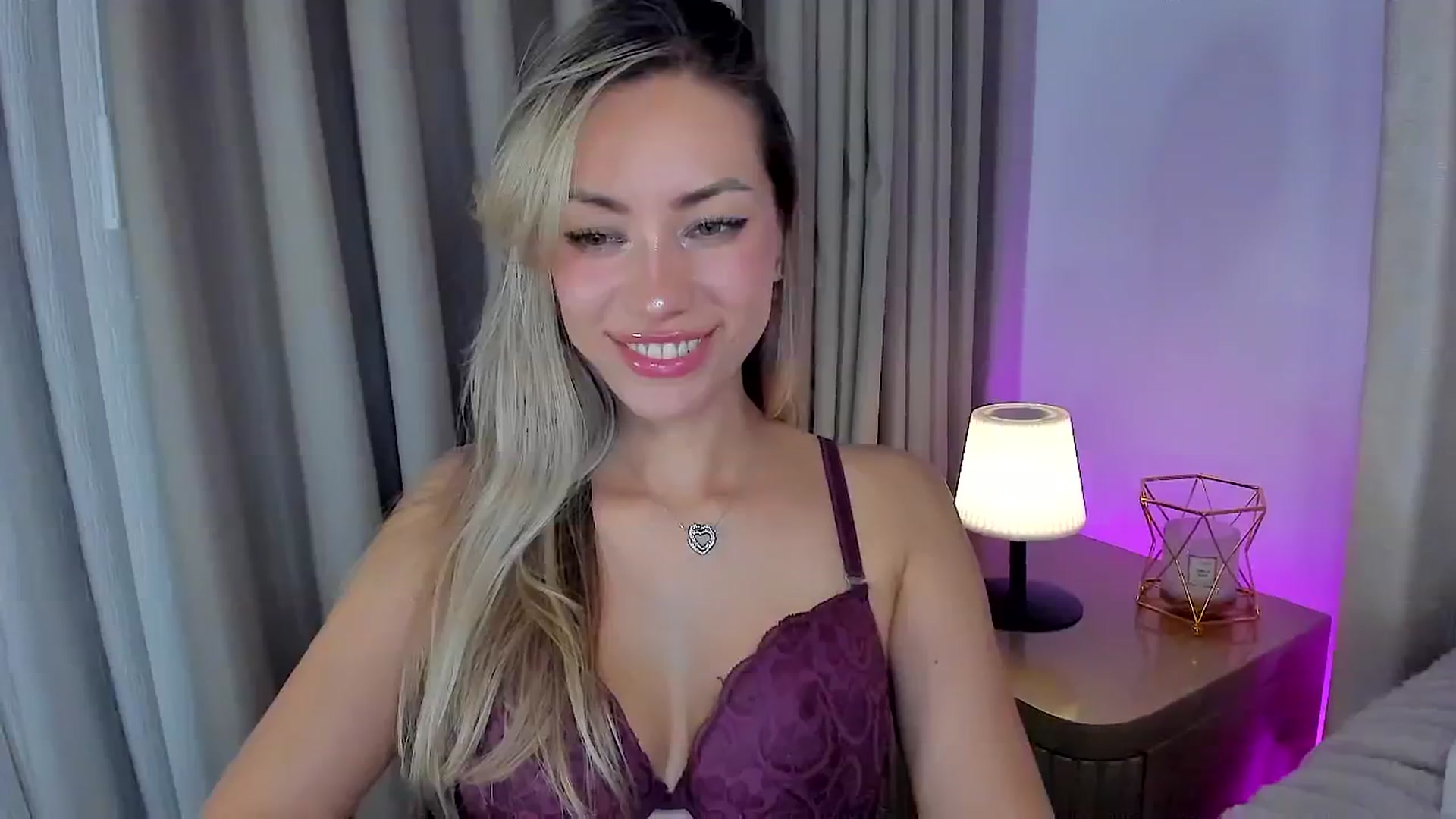 Gallery image thumbnail from SweetMar23's myfreecams stream on, 01/30/2026, 04:09 image 9 of 20