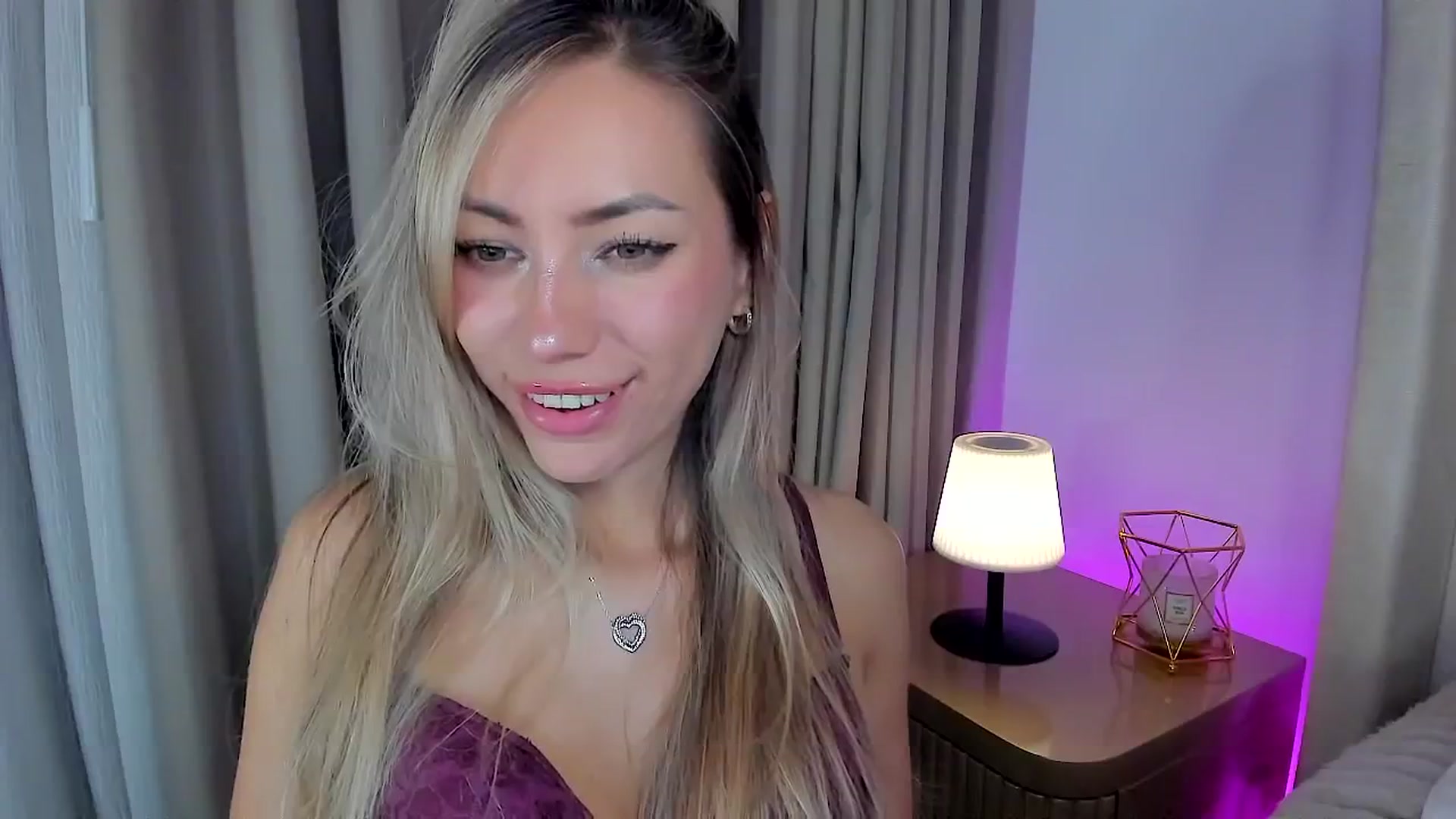 Gallery image thumbnail from SweetMar23's myfreecams stream on, 01/30/2026, 04:09 image 15 of 20