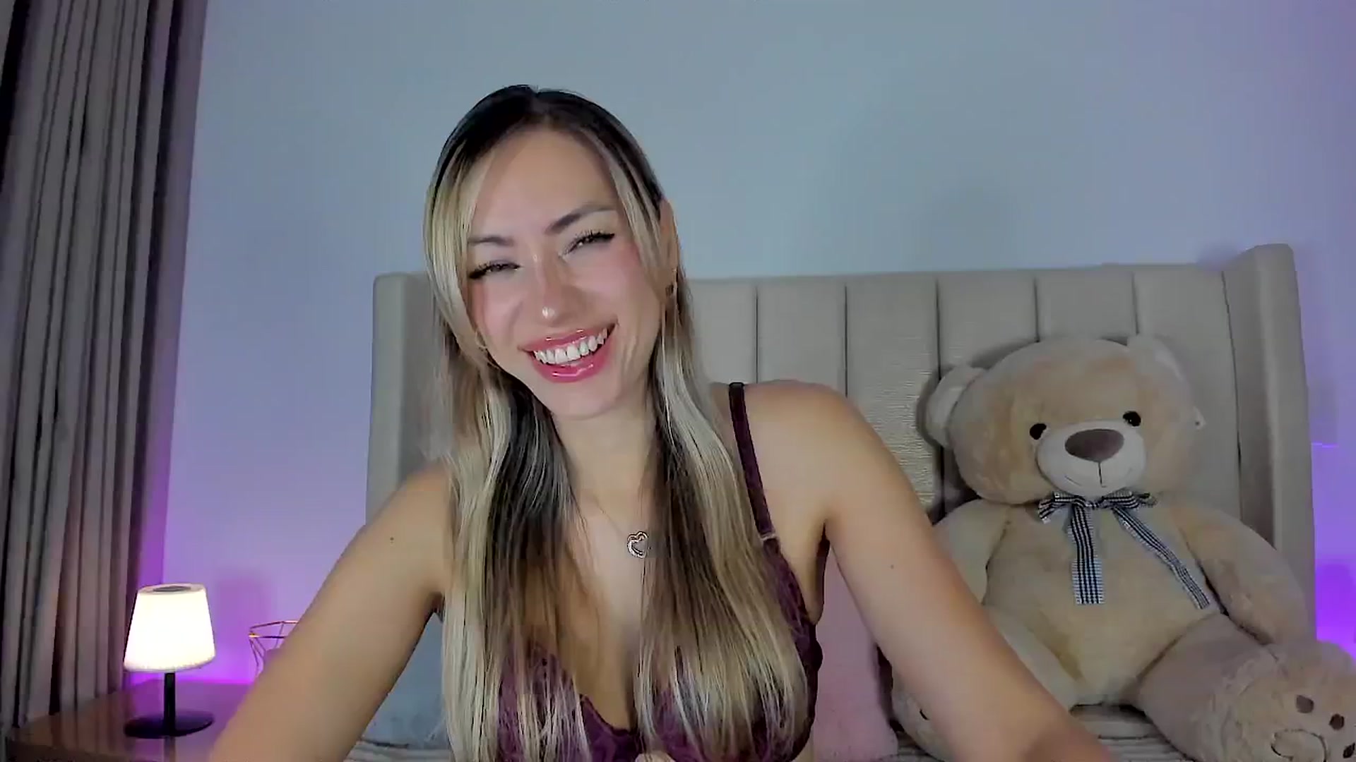 Gallery image thumbnail from SweetMar23's myfreecams stream on, 01/30/2026, 04:09 image 3 of 20