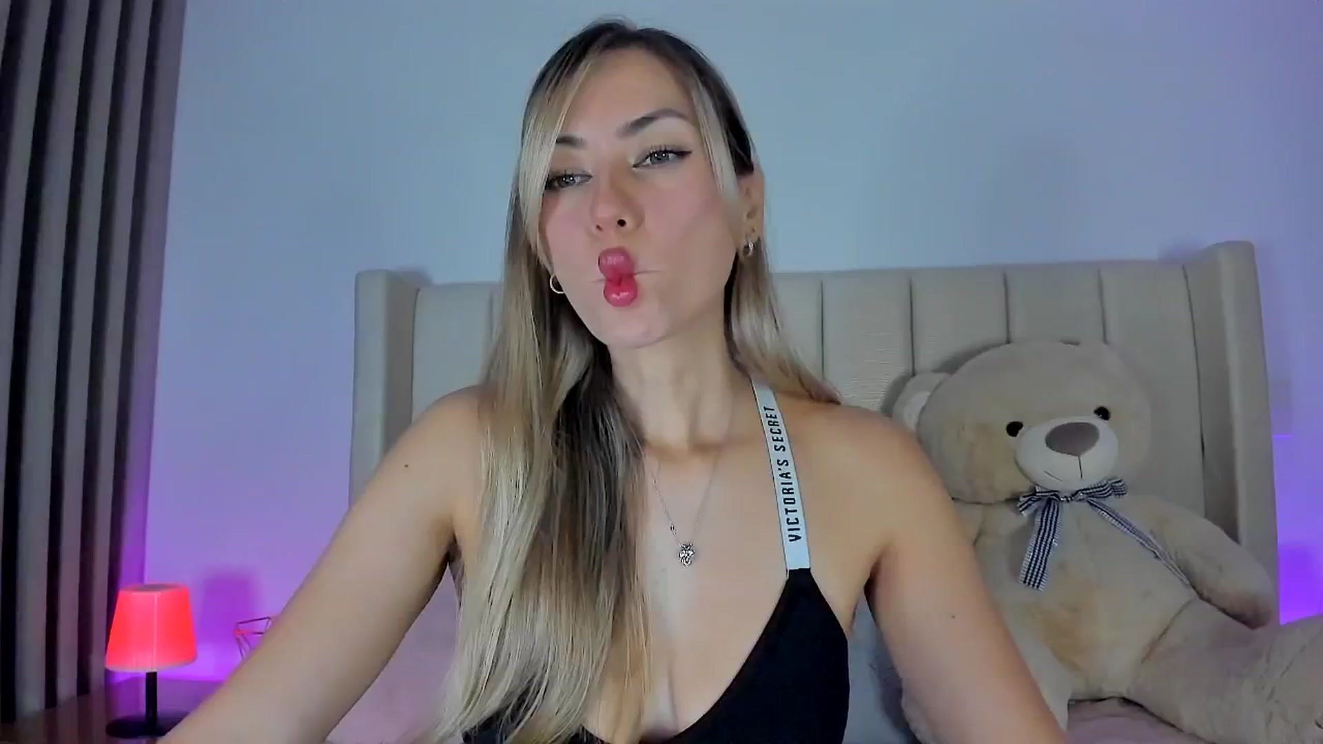 Gallery image thumbnail from SweetMar23's myfreecams stream on, 02/03/2026, 05:22 image 1 of 20
