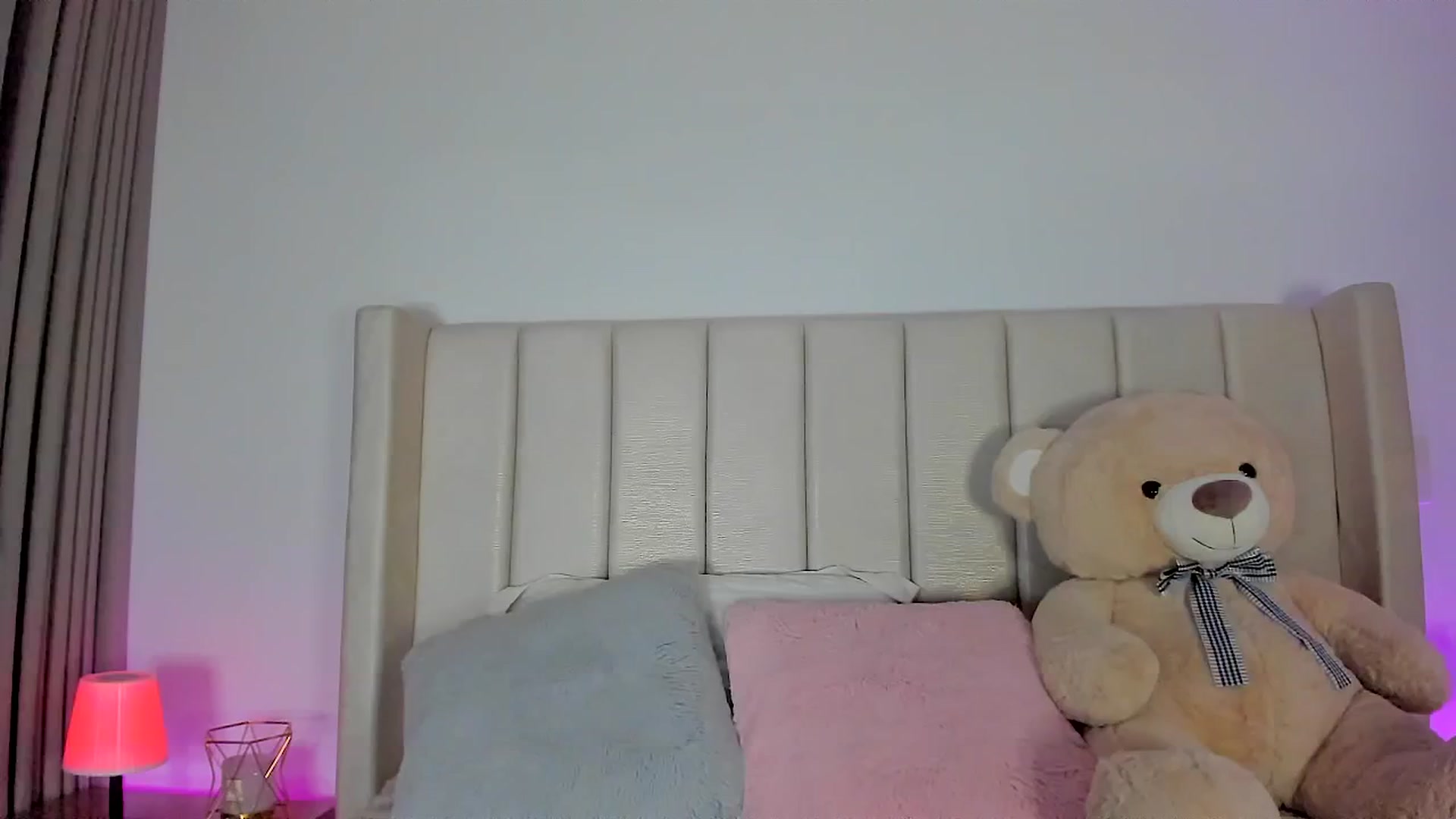 Gallery image thumbnail from SweetMar23's myfreecams stream on, 03/13/2026, 04:08 image 16 of 20