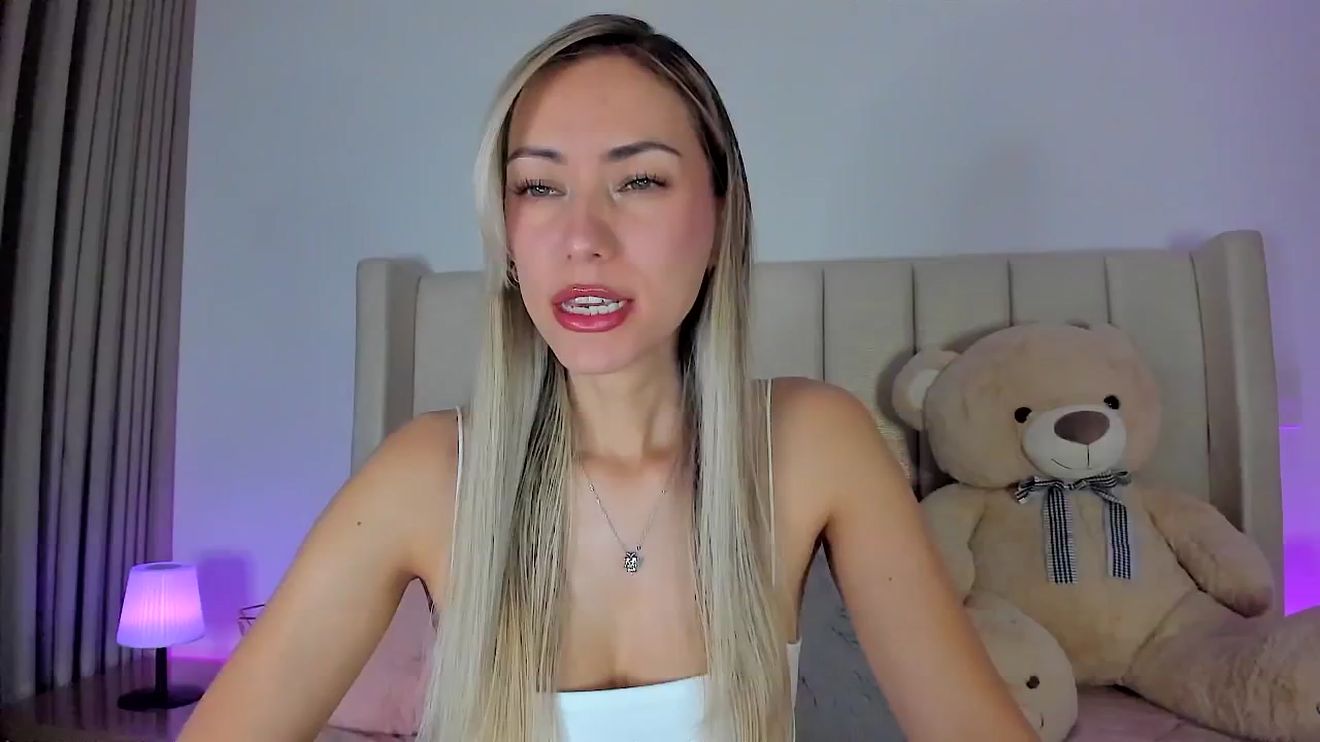 Gallery image thumbnail from SweetMar23's myfreecams stream on, 03/15/2026, 03:43 image 4 of 20