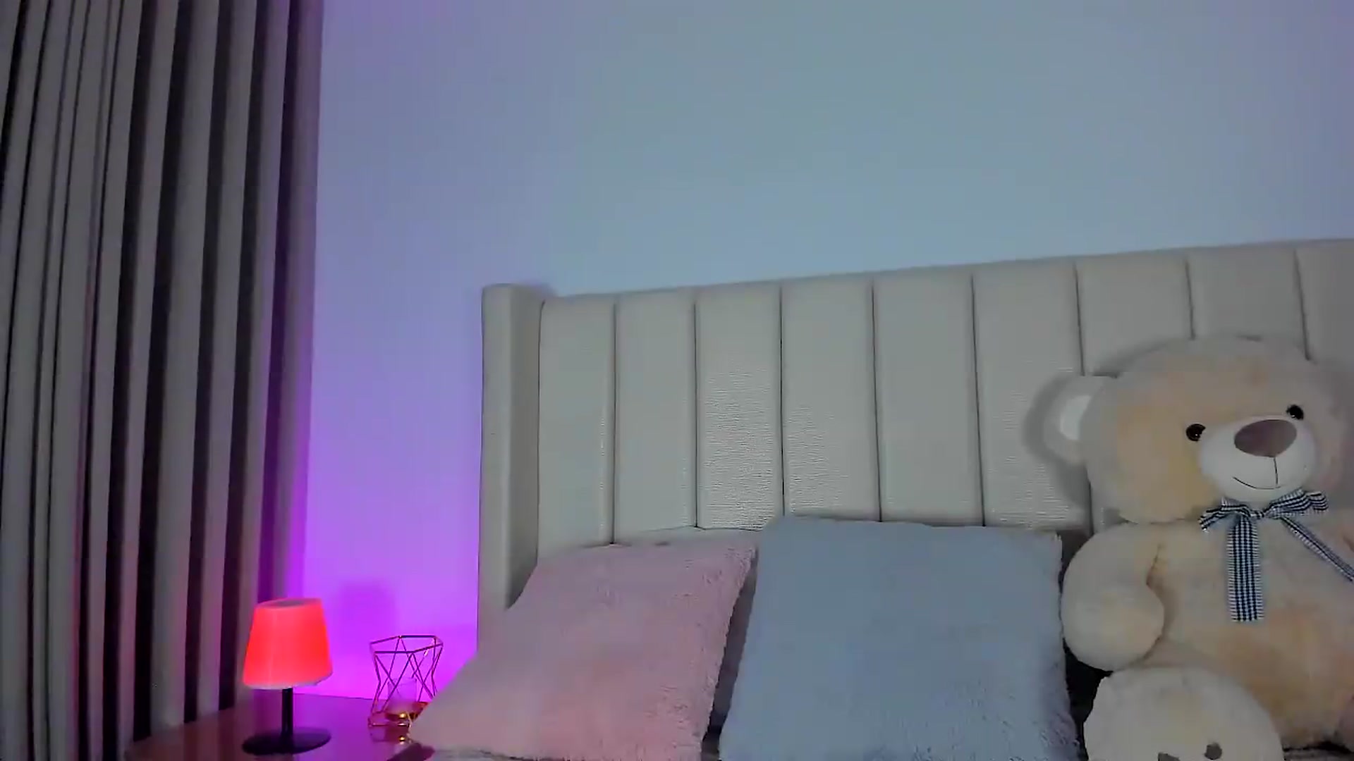 Gallery image thumbnail from SweetMar23's myfreecams stream on, 05/22/2026, 05:10 image 18 of 20