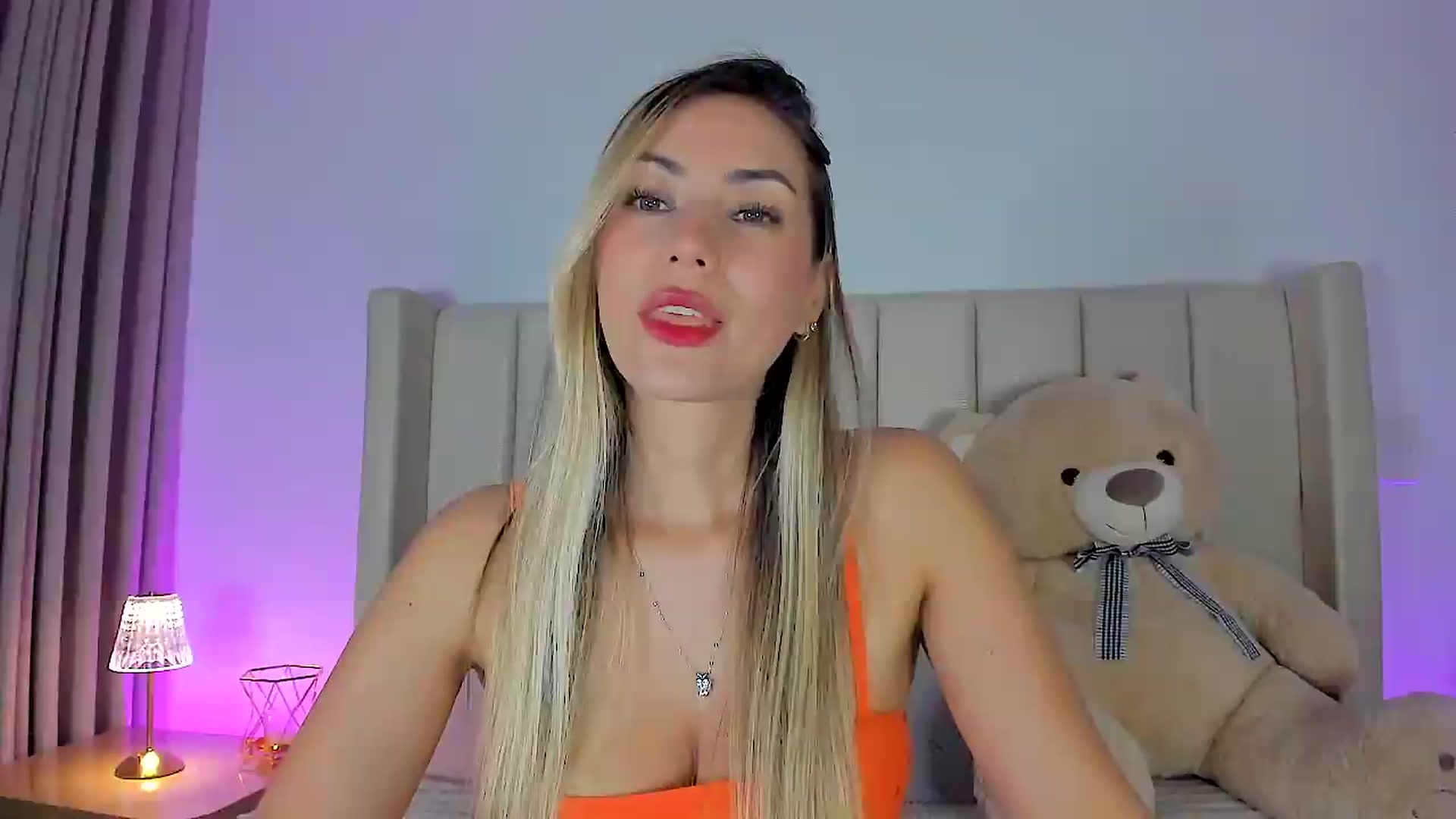 Gallery image thumbnail from SweetMar23's myfreecams stream on, 06/20/2026, 04:53 image 3 of 20