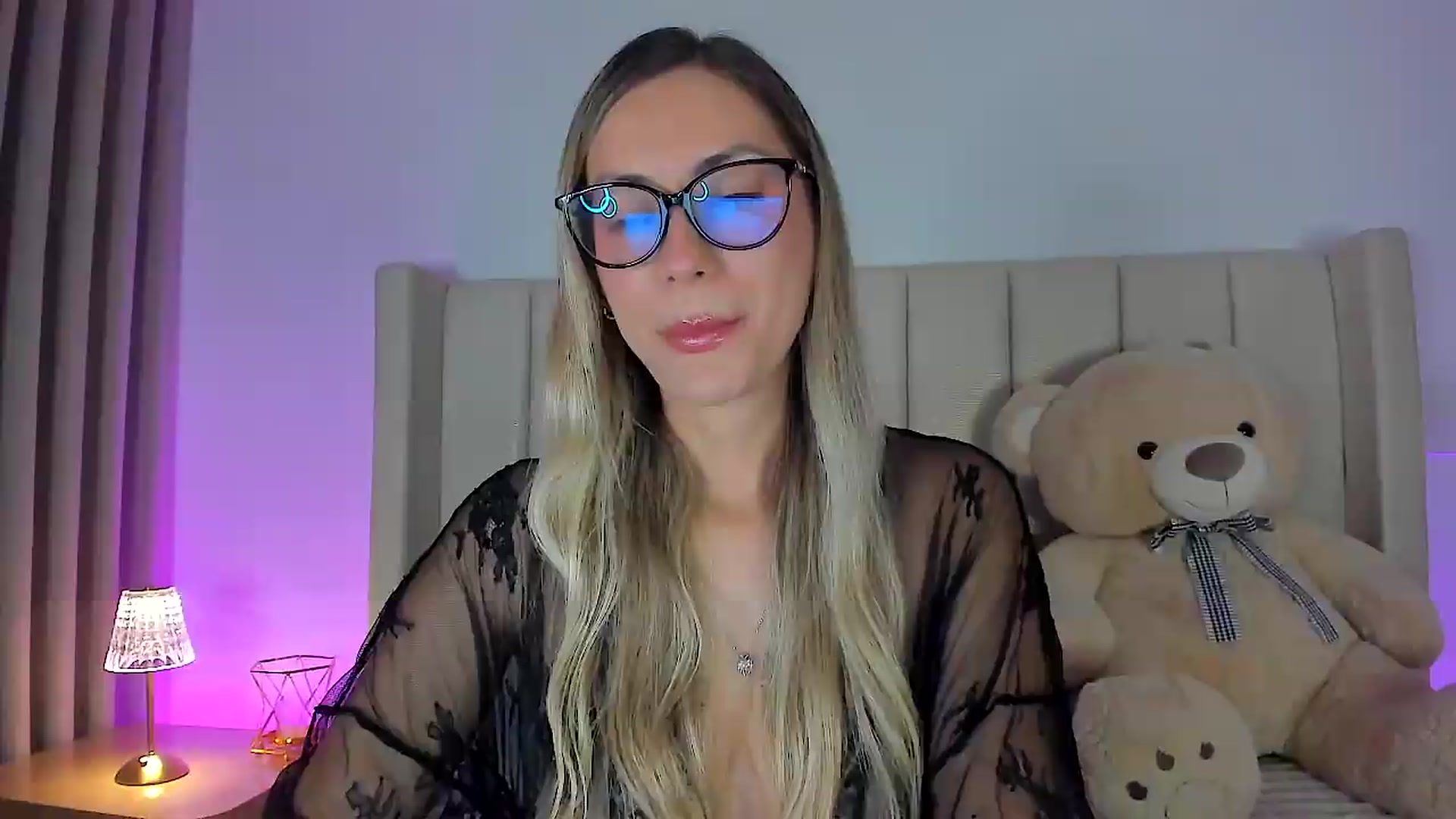 Gallery image thumbnail from SweetMar23's myfreecams stream on, 06/23/2026, 04:42 image 2 of 20