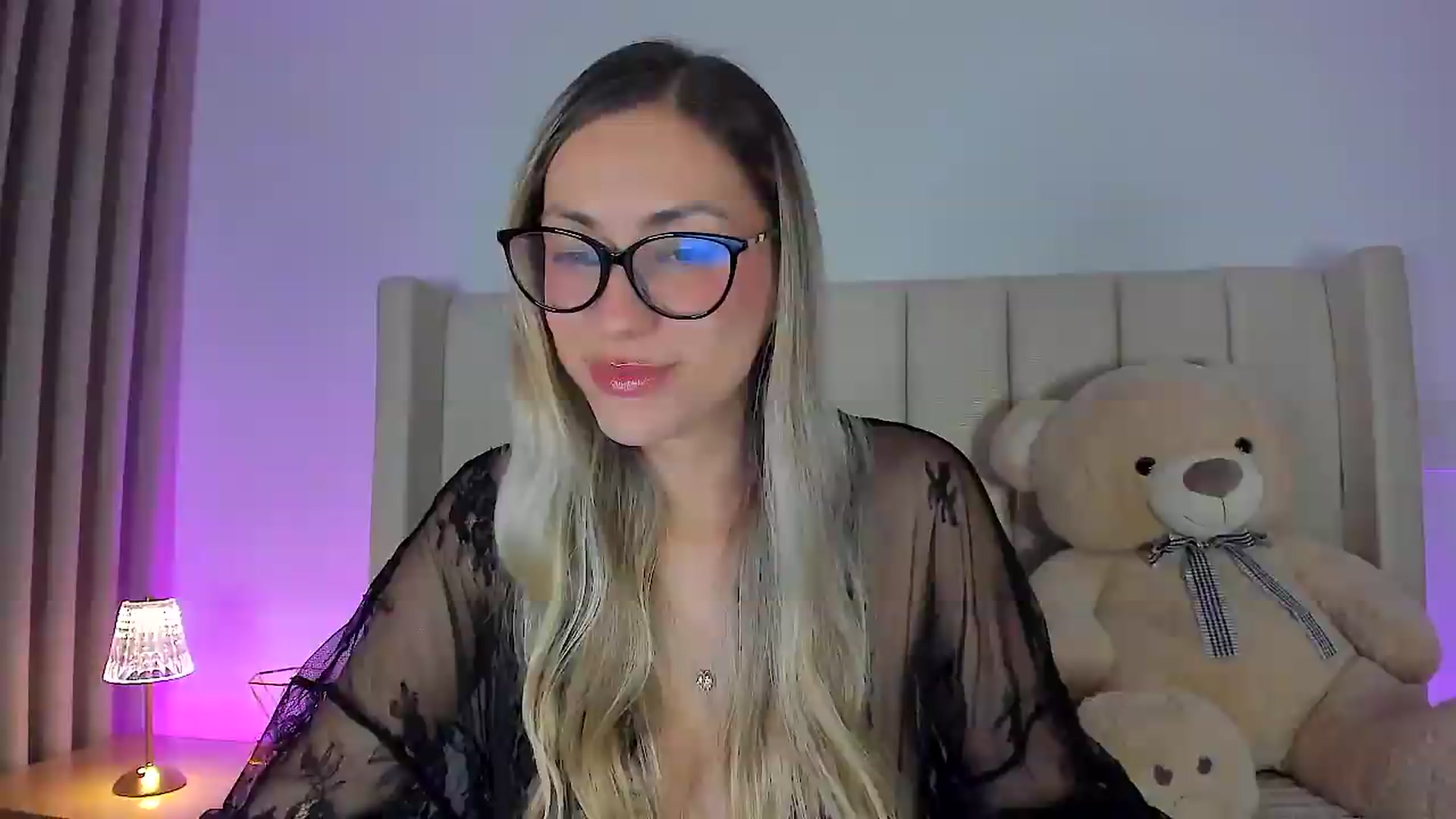 Gallery image thumbnail from SweetMar23's myfreecams stream on, 06/23/2026, 04:42 image 3 of 20