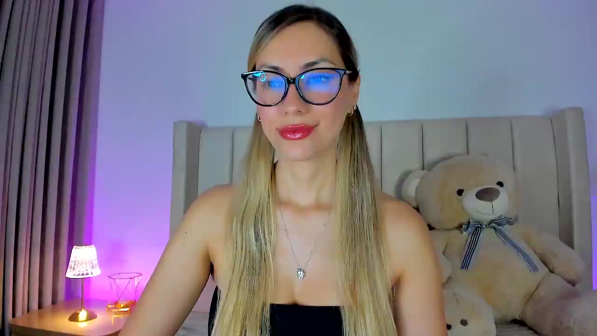 Gallery image thumbnail from SweetMar23's myfreecams stream on, 06/29/2026, 05:04 image 1 of 20