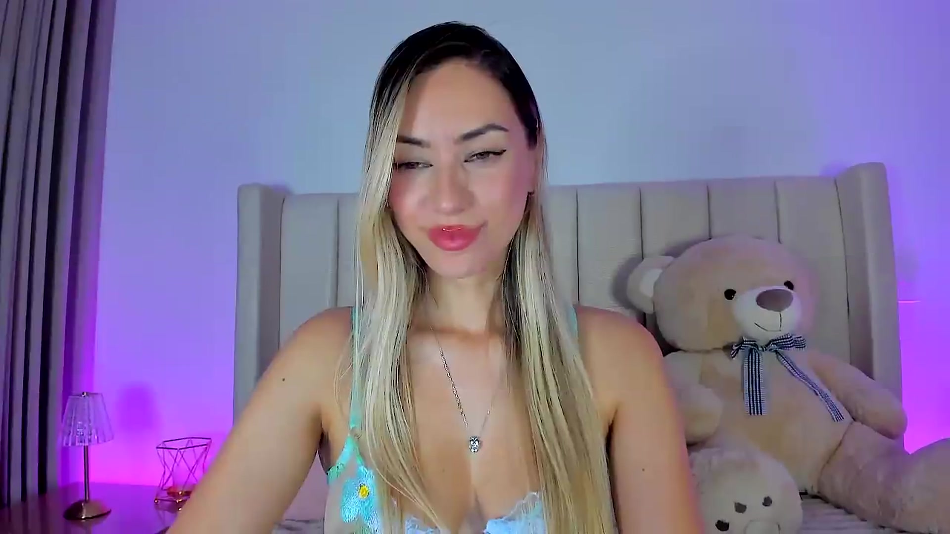 Gallery image thumbnail from SweetMar23's myfreecams stream on, 07/05/2026, 03:50 image 14 of 20