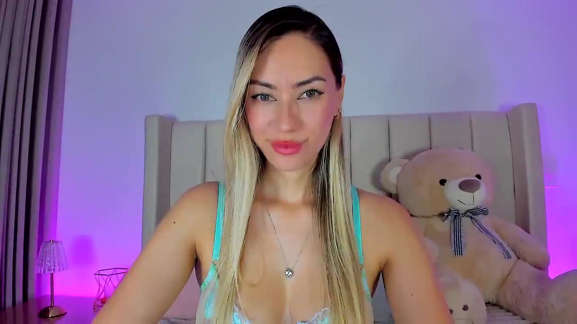 Gallery image thumbnail from SweetMar23's myfreecams stream on, 07/05/2026, 03:50 image 9 of 20