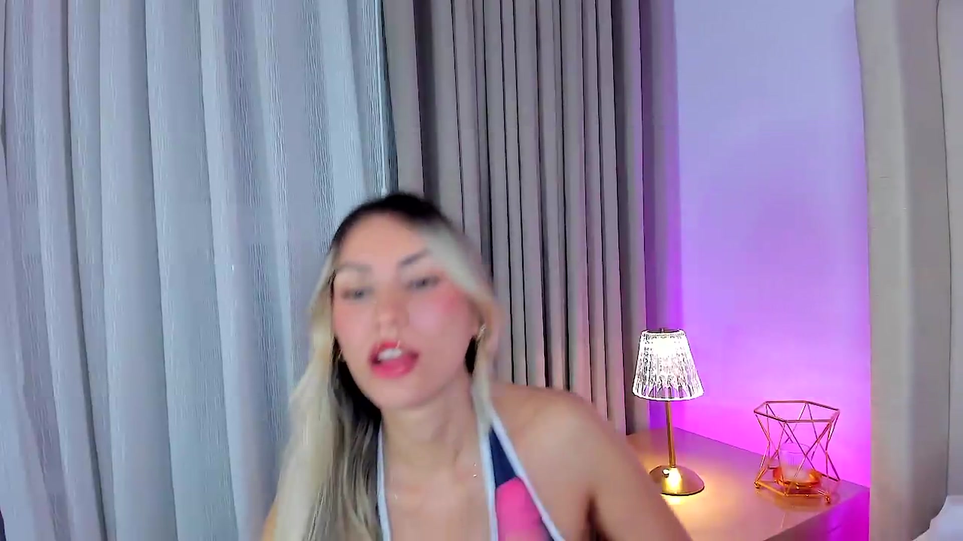 Gallery image thumbnail from SweetMar23's myfreecams stream on, 07/14/2026, 04:44 image 5 of 20
