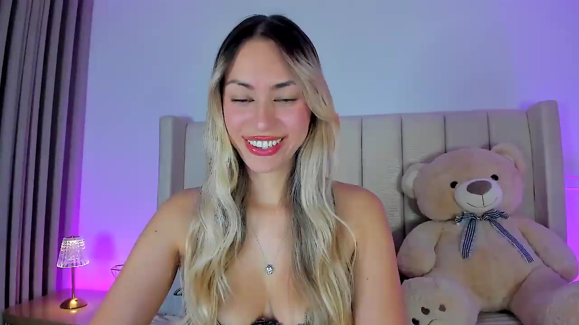 Gallery image thumbnail from SweetMar23's myfreecams stream on, 07/18/2026, 03:08 image 7 of 20