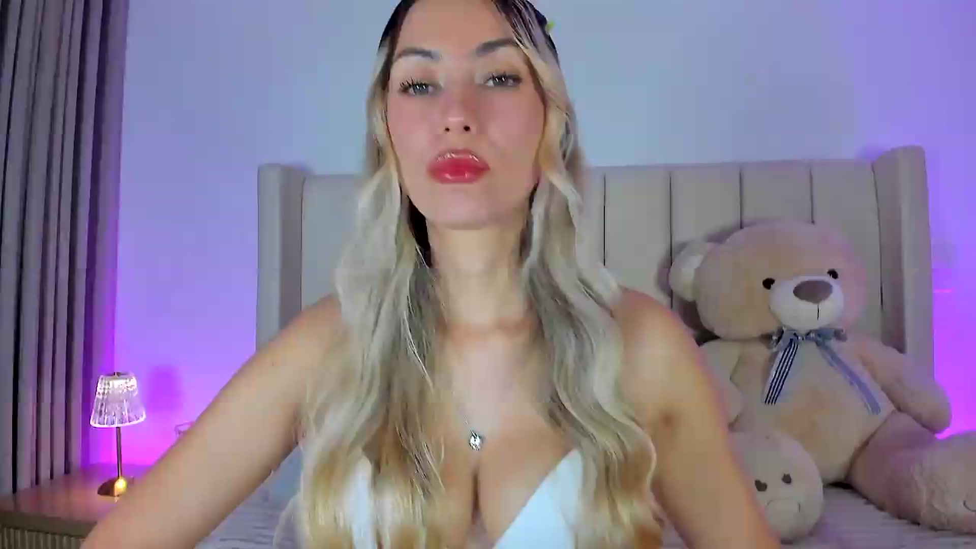Gallery image thumbnail from SweetMar23's myfreecams stream on, 07/21/2026, 03:14 image 7 of 20