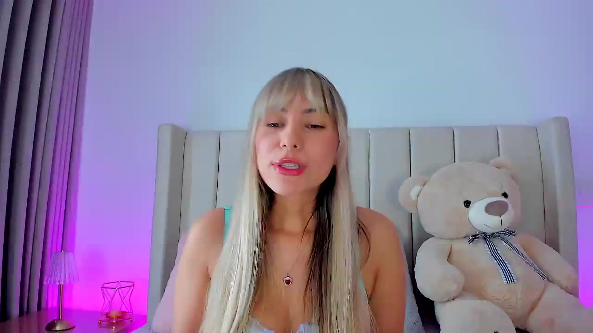 Gallery image thumbnail from SweetMar23's myfreecams stream on, 08/20/2026, 18:12 image 4 of 20