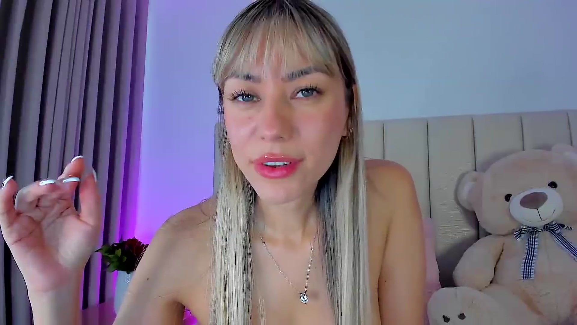 Gallery image thumbnail from SweetMar23's myfreecams stream on, 09/07/2026, 15:36 image 10 of 20