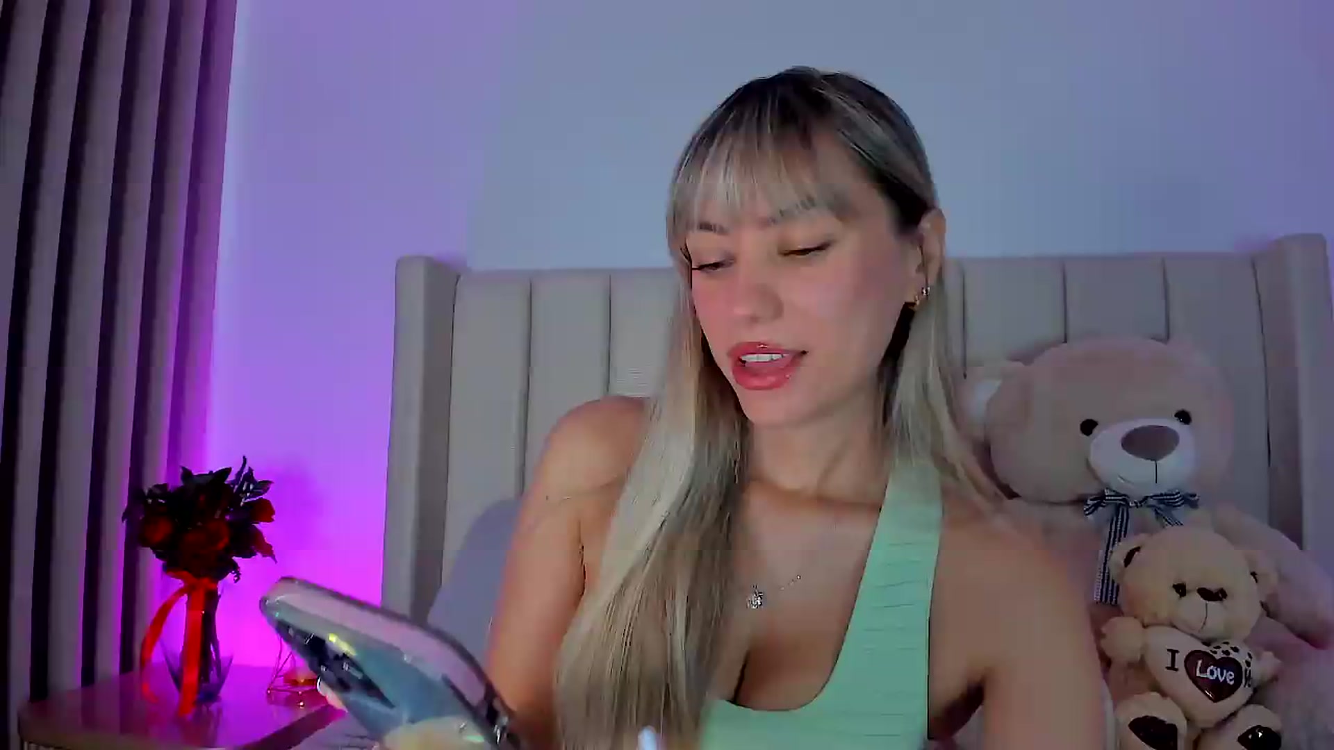 Gallery image thumbnail from SweetMar23's myfreecams stream on, 09/09/2026, 15:27 image 5 of 20