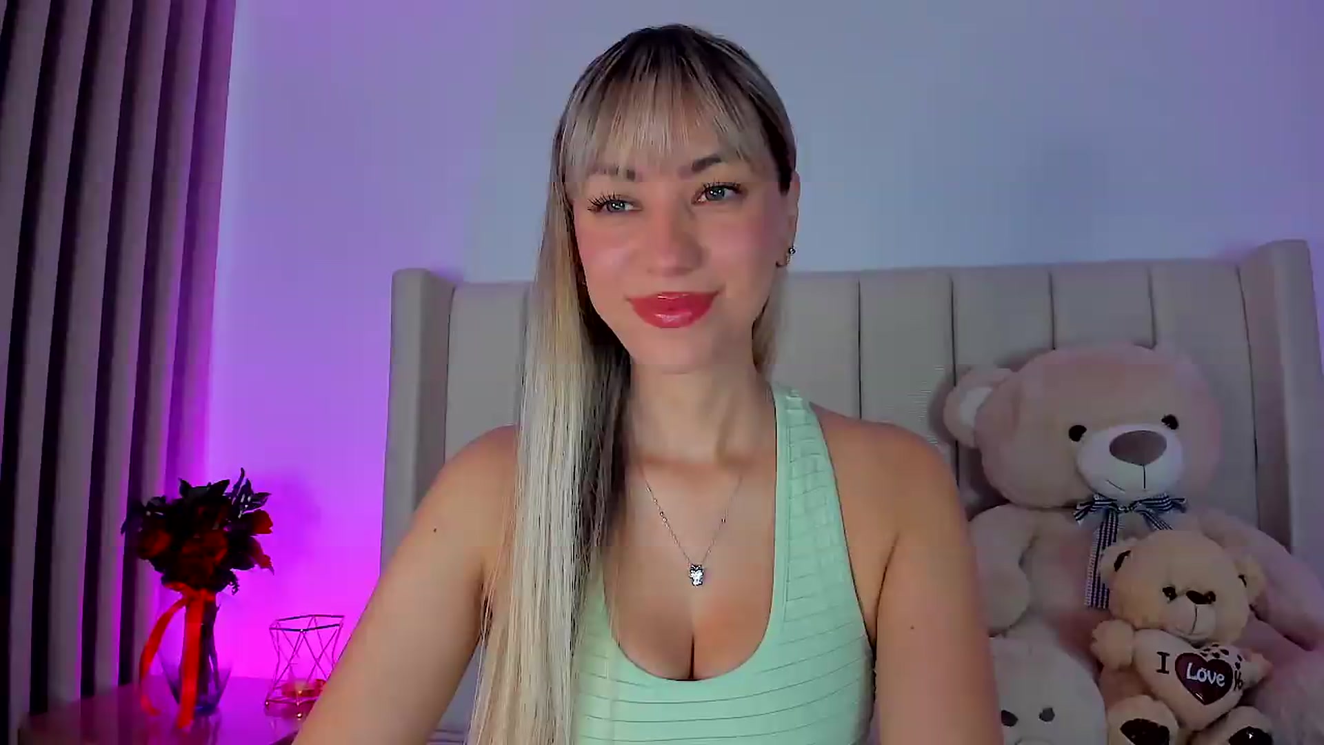 Gallery image thumbnail from SweetMar23's myfreecams stream on, 09/09/2026, 15:27 image 1 of 20