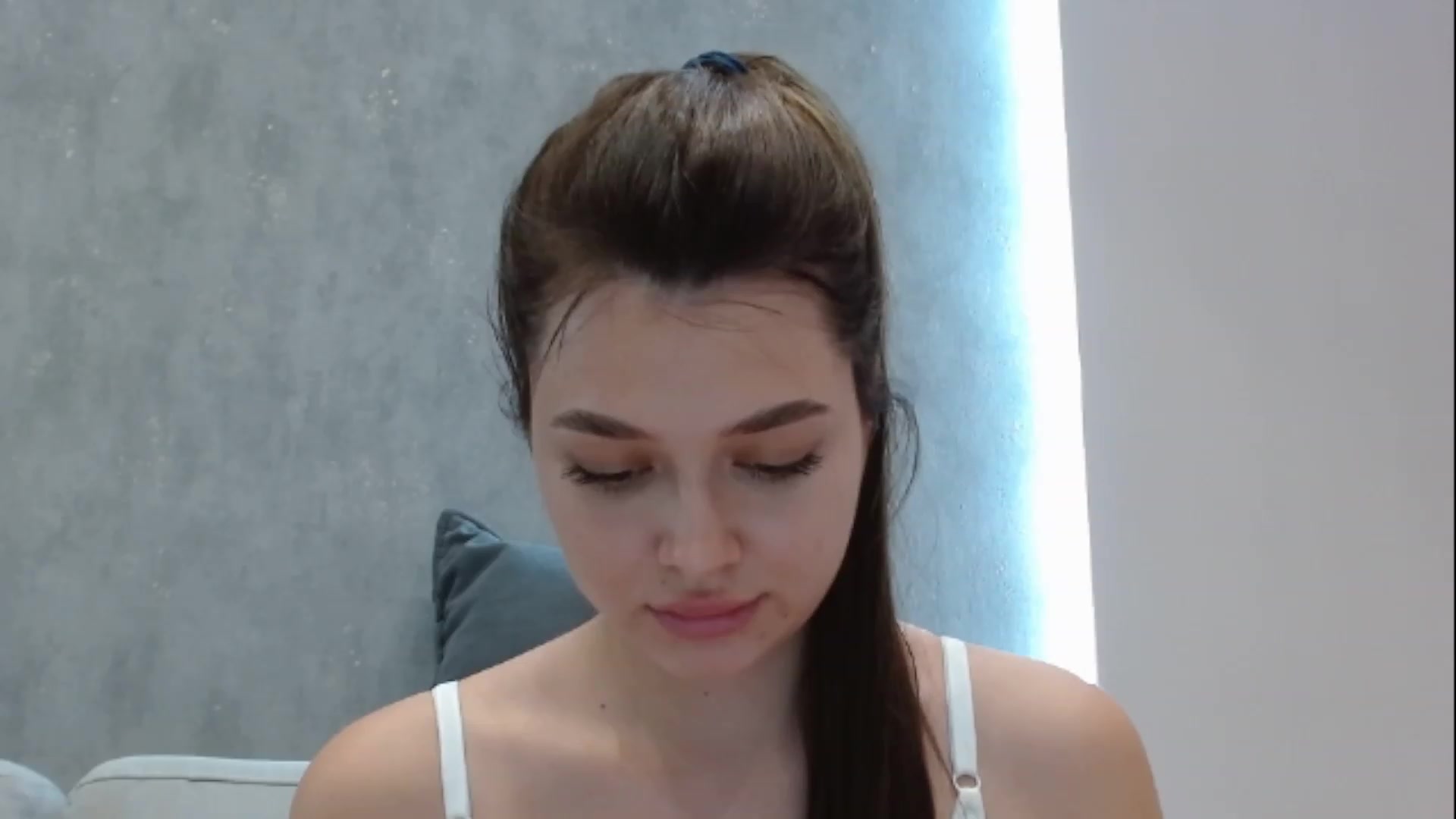 Gallery image thumbnail from SweetMelisaaa's myfreecams stream on, 11/20/2022, 16:33 image 19 of 20