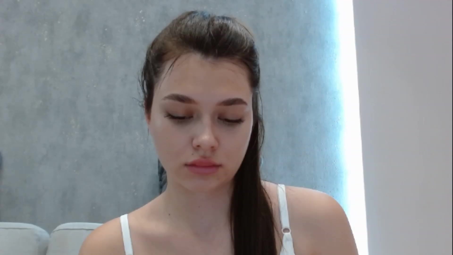 Gallery image thumbnail from SweetMelisaaa's myfreecams stream on, 11/20/2022, 16:33 image 20 of 20