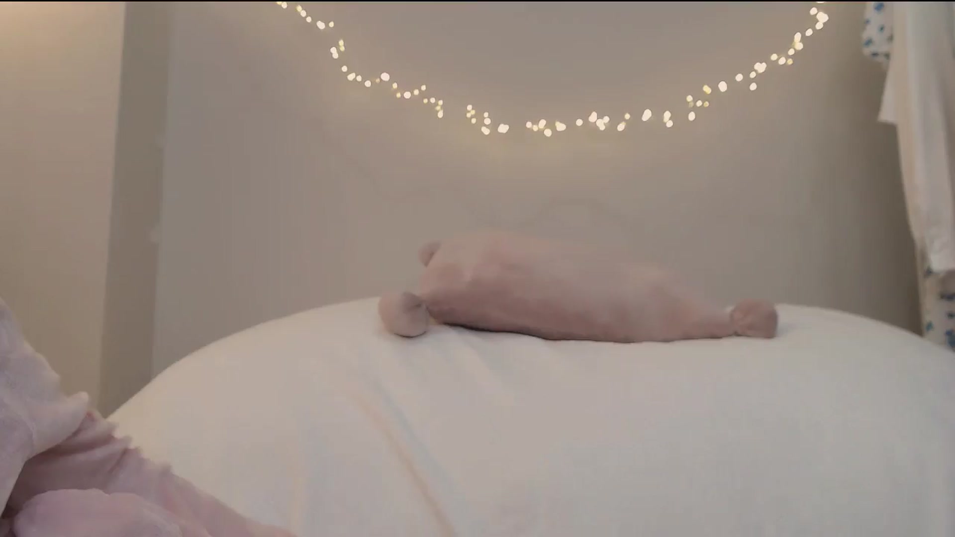 Gallery image thumbnail from SweetMelons's myfreecams stream on, 04/19/2026, 15:20 image 1 of 20
