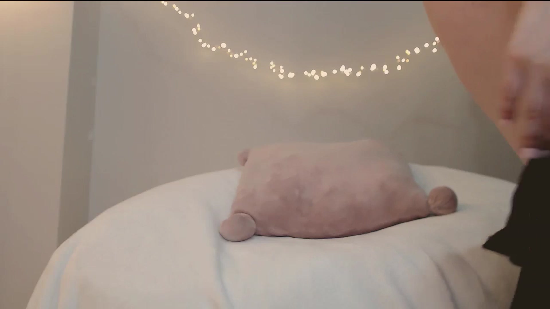 Gallery image thumbnail from SweetMelons's myfreecams stream on, 04/19/2026, 15:20 image 2 of 20