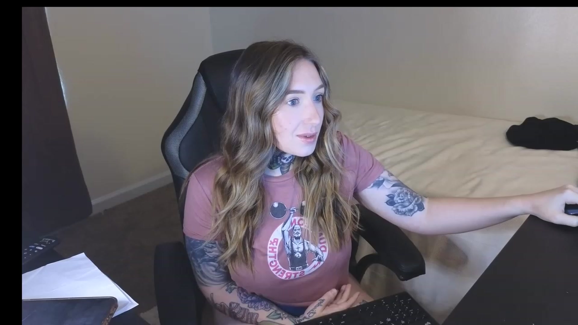 Gallery image thumbnail from SweetMoon89's myfreecams stream on, 10/11/2023, 17:21 image 9 of 20