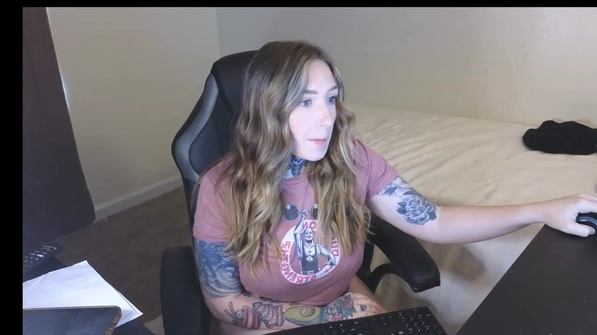 Gallery image thumbnail from SweetMoon89's myfreecams stream on, 10/11/2023, 17:21 image 6 of 20