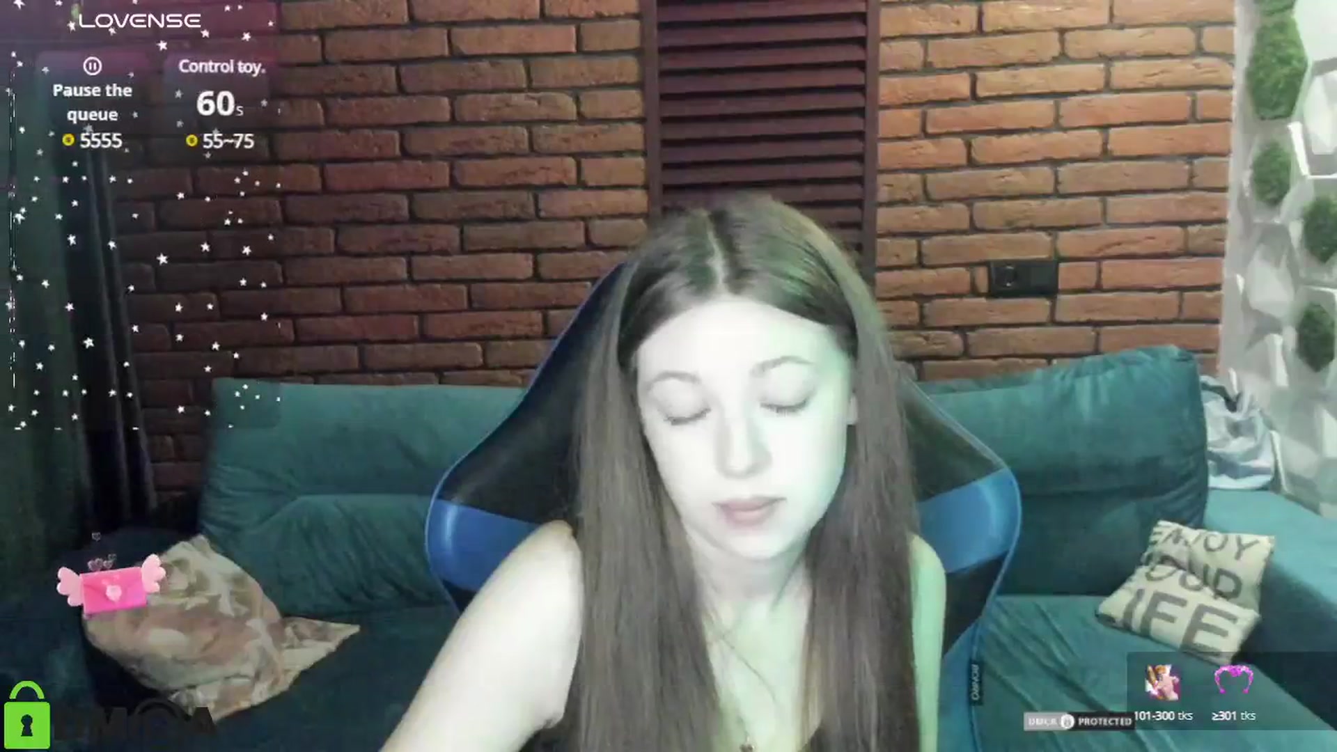 Gallery image thumbnail from SweetMuffin's myfreecams stream on, 07/06/2025, 18:34 image 17 of 20