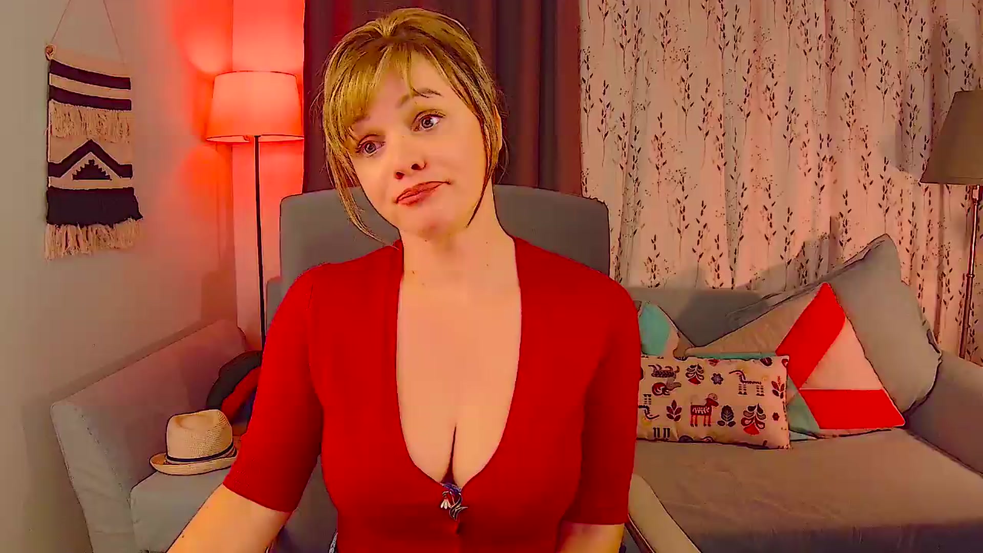 Gallery image thumbnail from SweetNGoofy's myfreecams stream on, 09/08/2026, 17:01 image 15 of 20