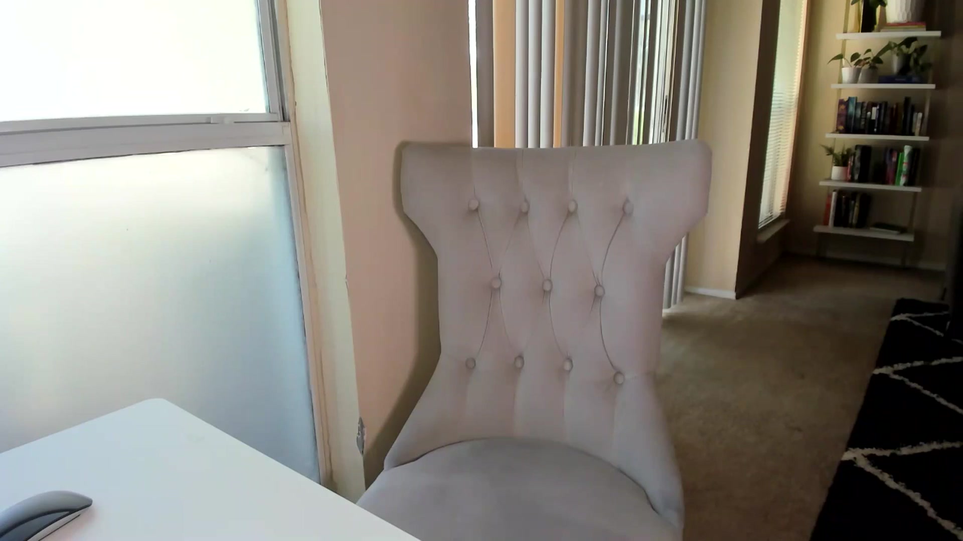 Gallery image thumbnail from SweetNKind's myfreecams stream on, 10/07/2024, 17:10 image 13 of 20