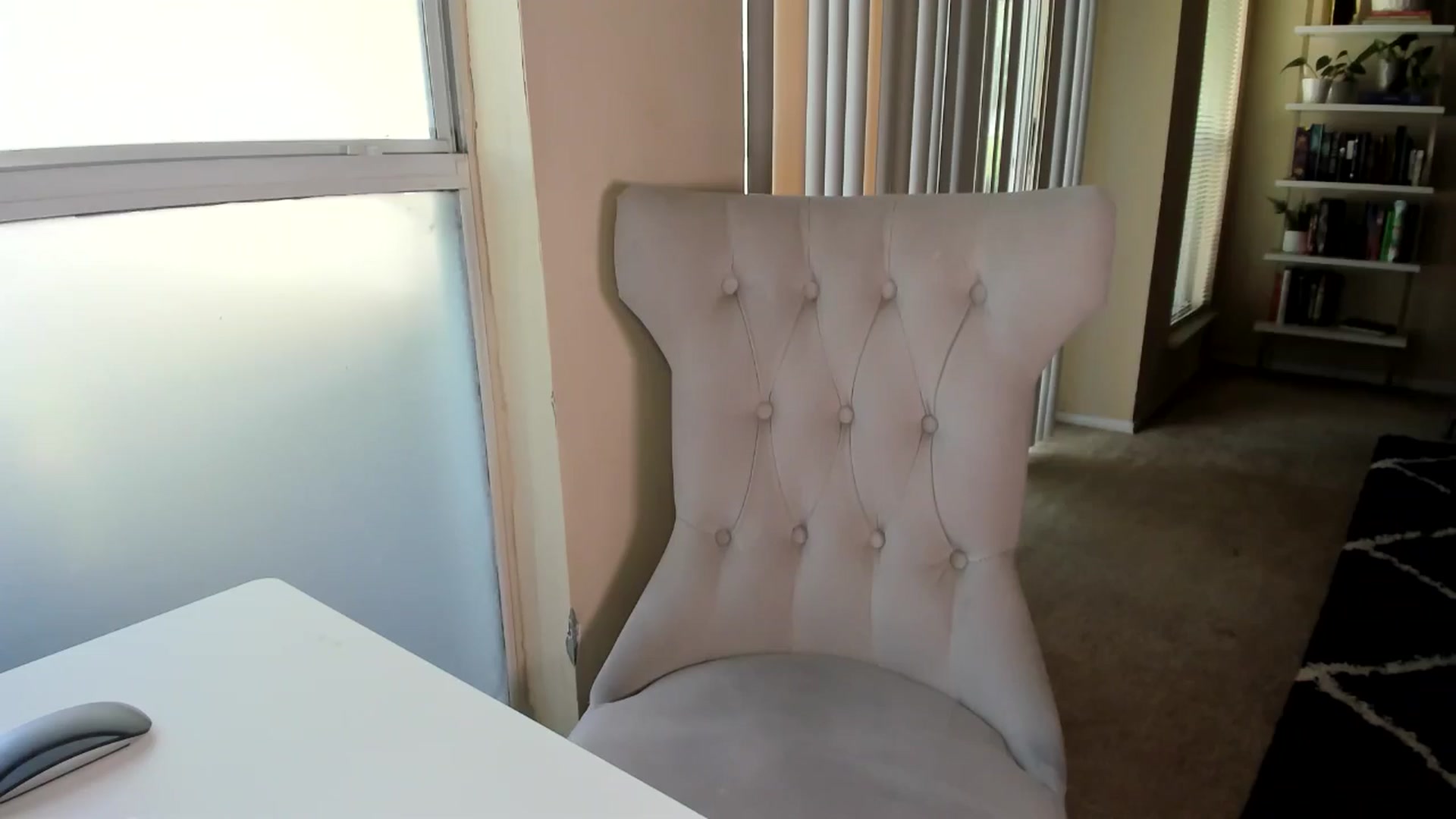 Gallery image thumbnail from SweetNKind's myfreecams stream on, 10/07/2024, 18:37 image 10 of 20