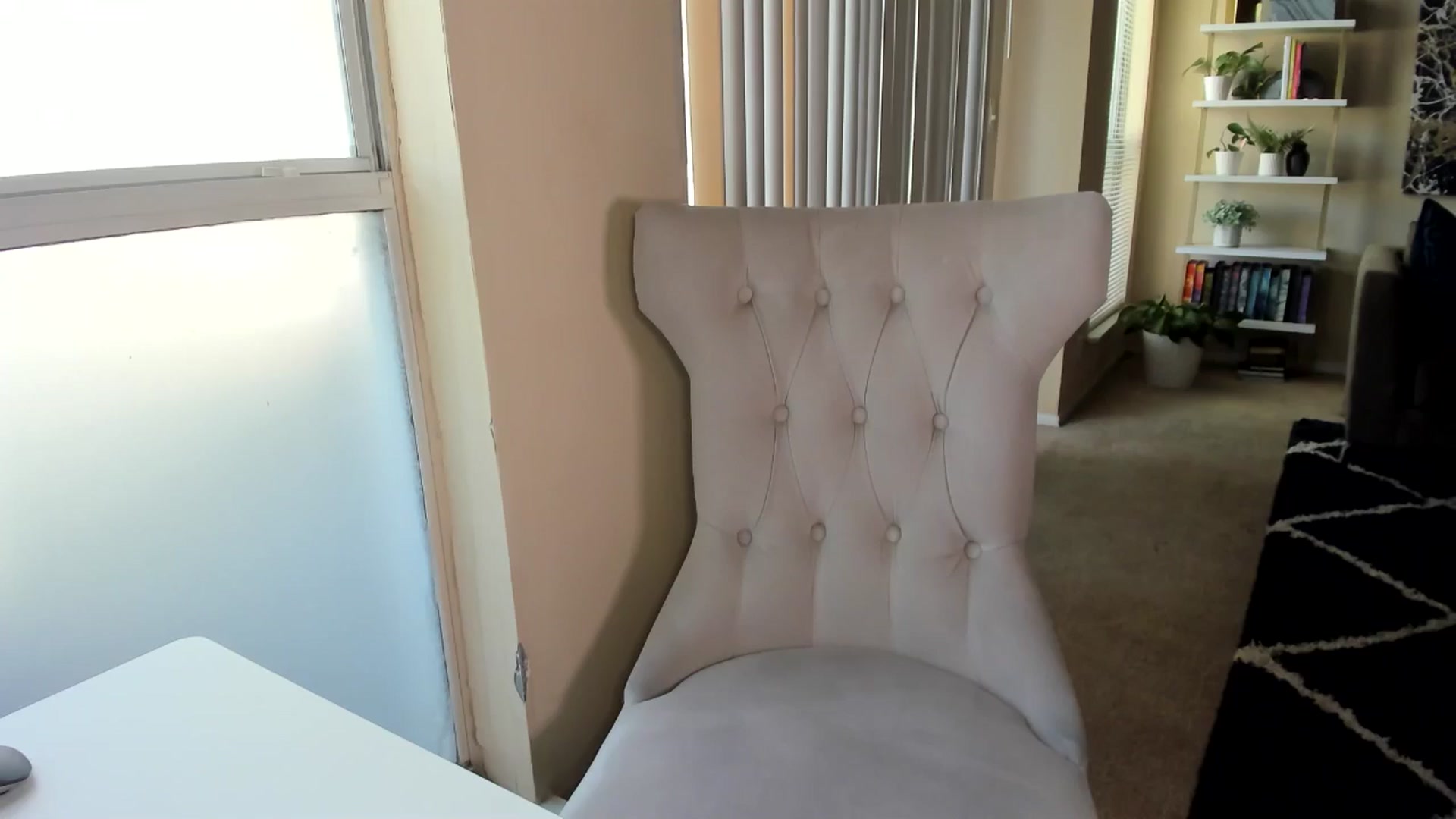 Gallery image thumbnail from SweetNKind's myfreecams stream on, 10/16/2024, 17:57 image 17 of 20