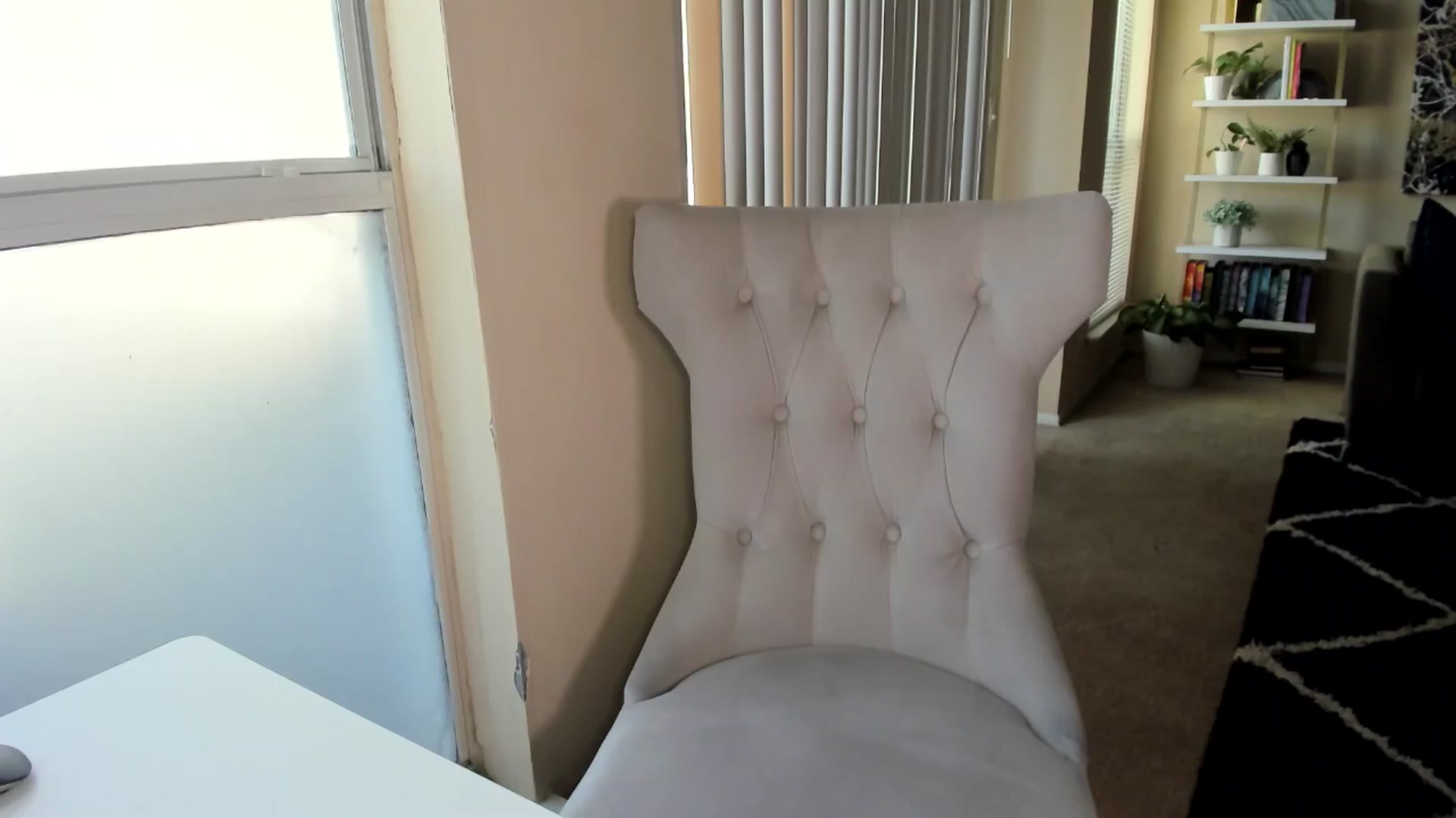 Gallery image thumbnail from SweetNKind's myfreecams stream on, 10/16/2024, 17:57 image 16 of 20
