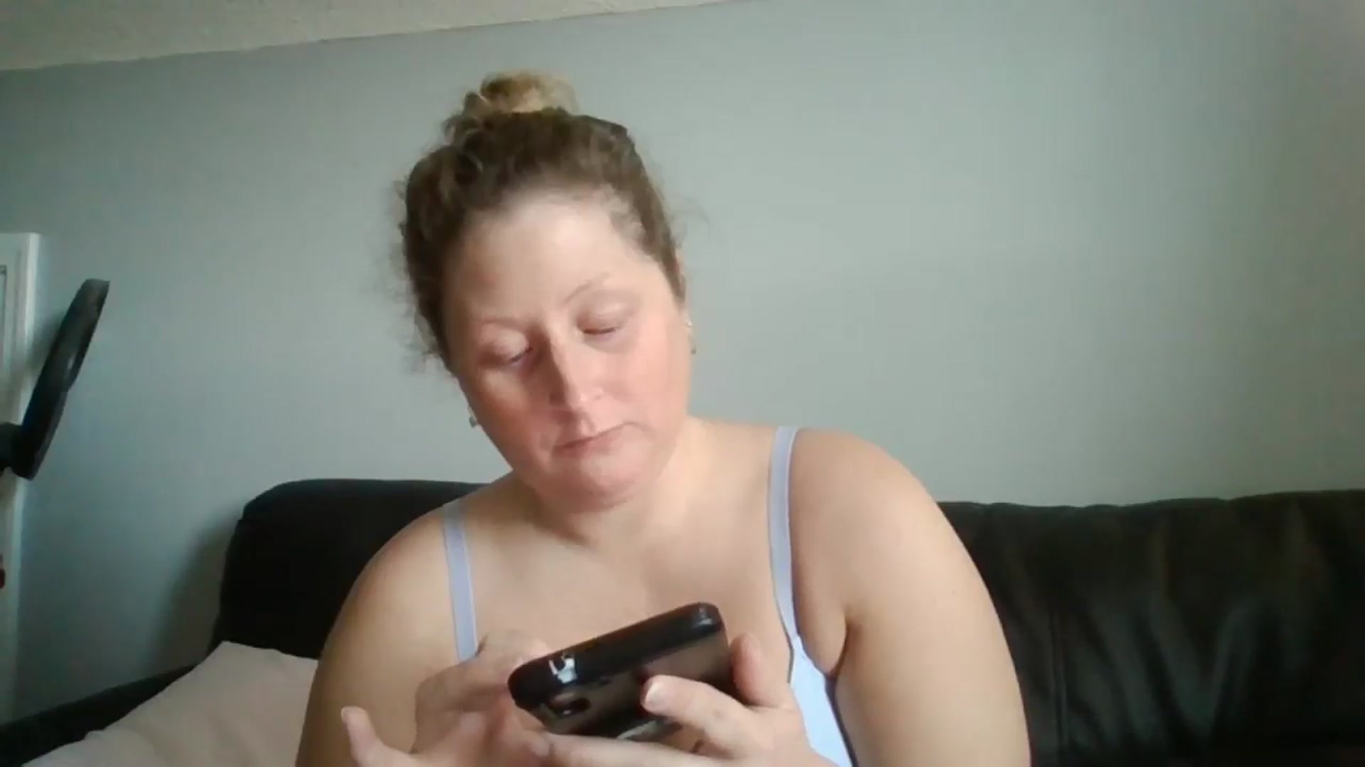 Gallery image thumbnail from SweetNSouthrn's myfreecams stream on, 12/10/2025, 14:52 image 12 of 20