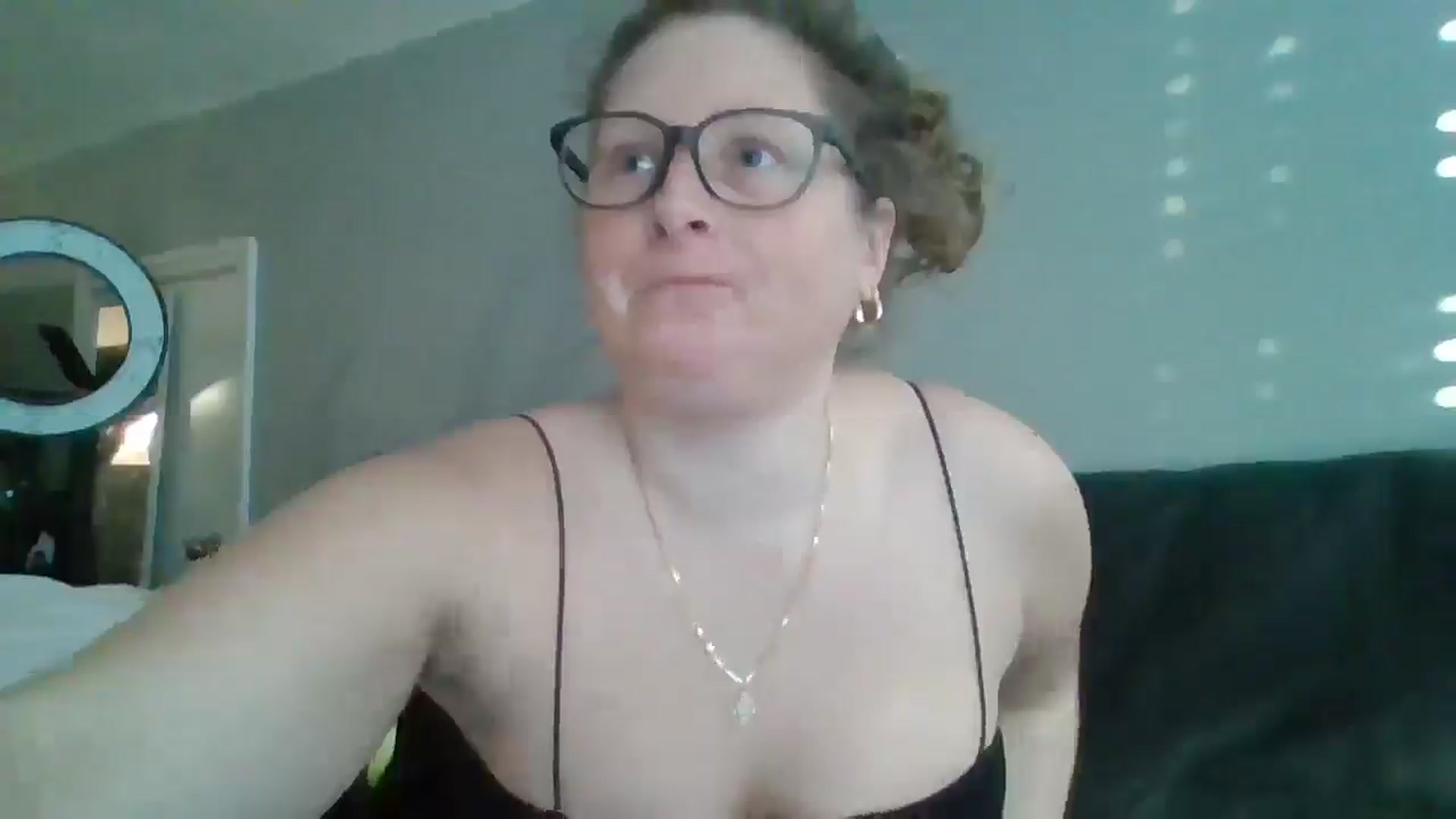 Gallery image thumbnail from SweetNSouthrn's myfreecams stream on, 12/25/2025, 13:05 image 20 of 20